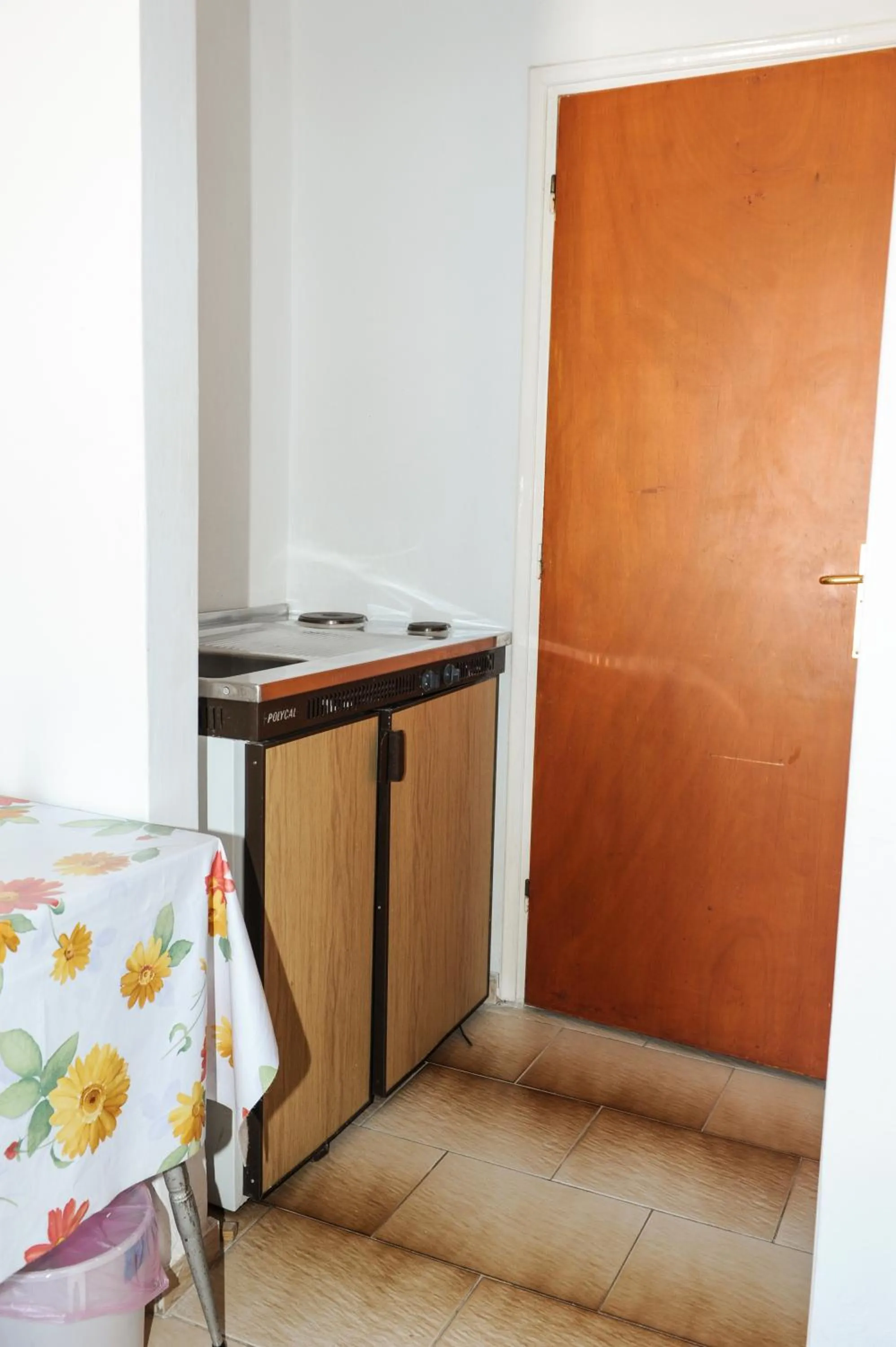 Kitchen or kitchenette, Bed in Hotel Karpathos
