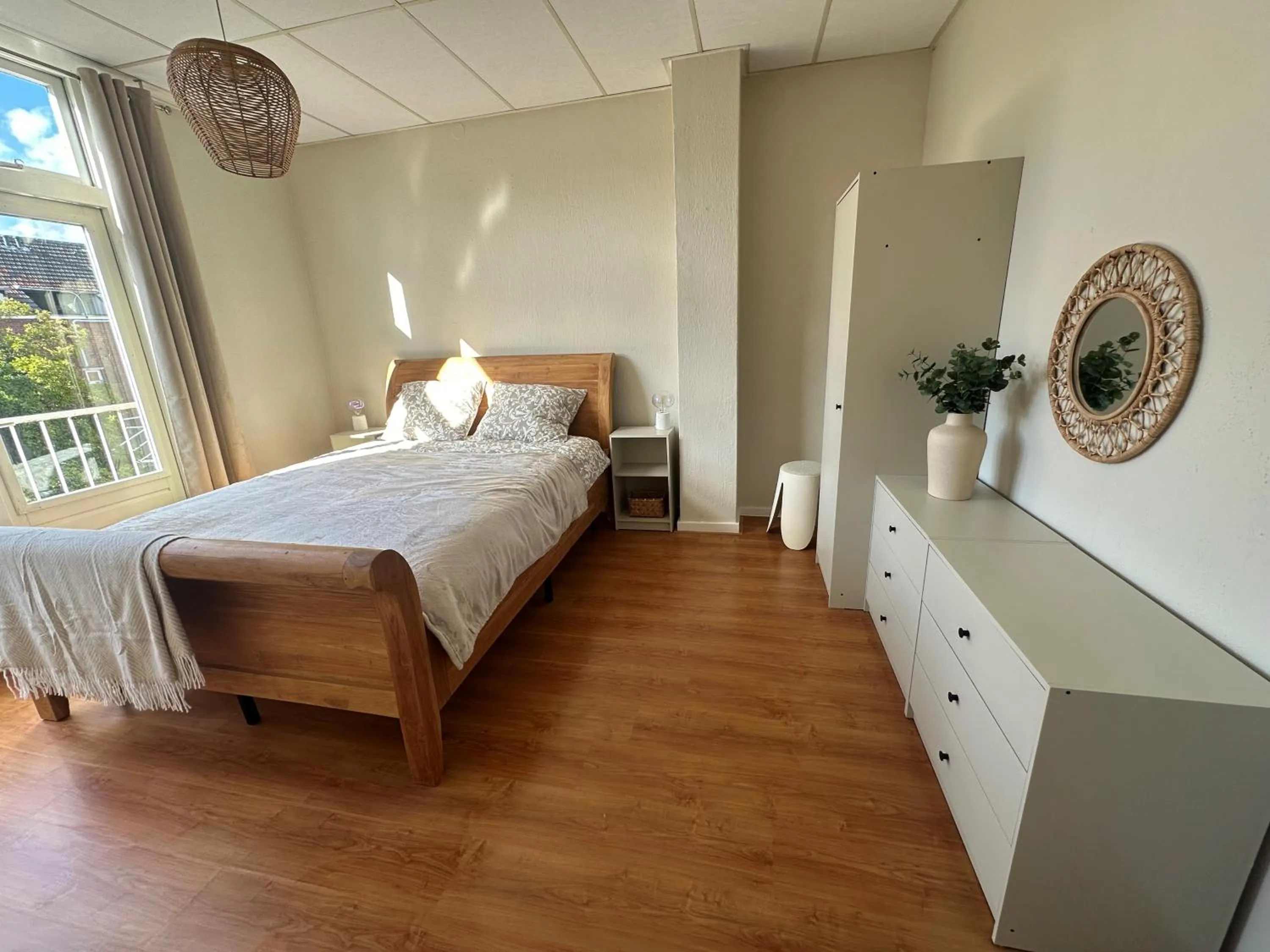 Bedroom, Bed in BnB Bruxelles - Studios & Apartments