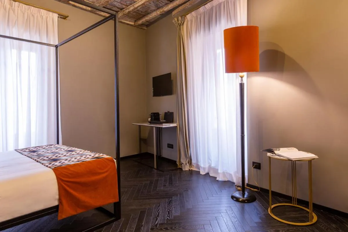 Bedroom, Bed in The Couper Colonna