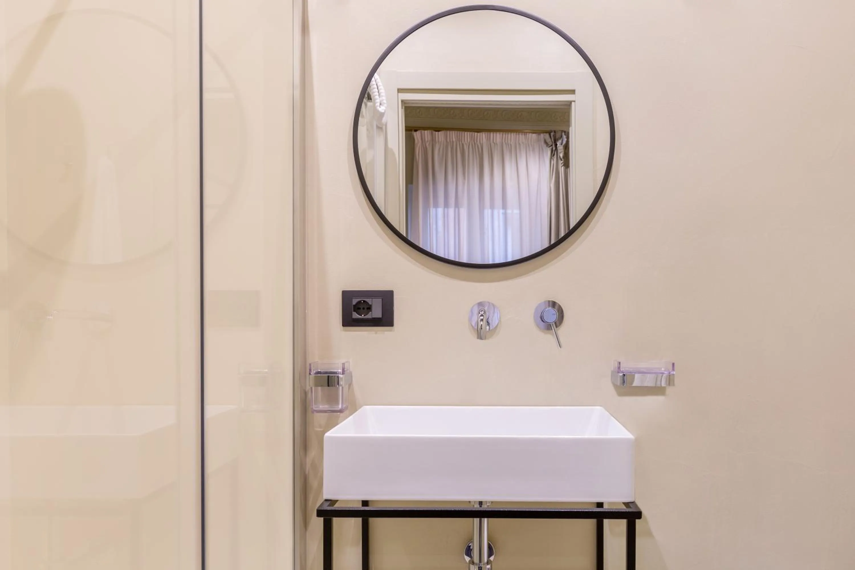 Bathroom in The Couper Colonna