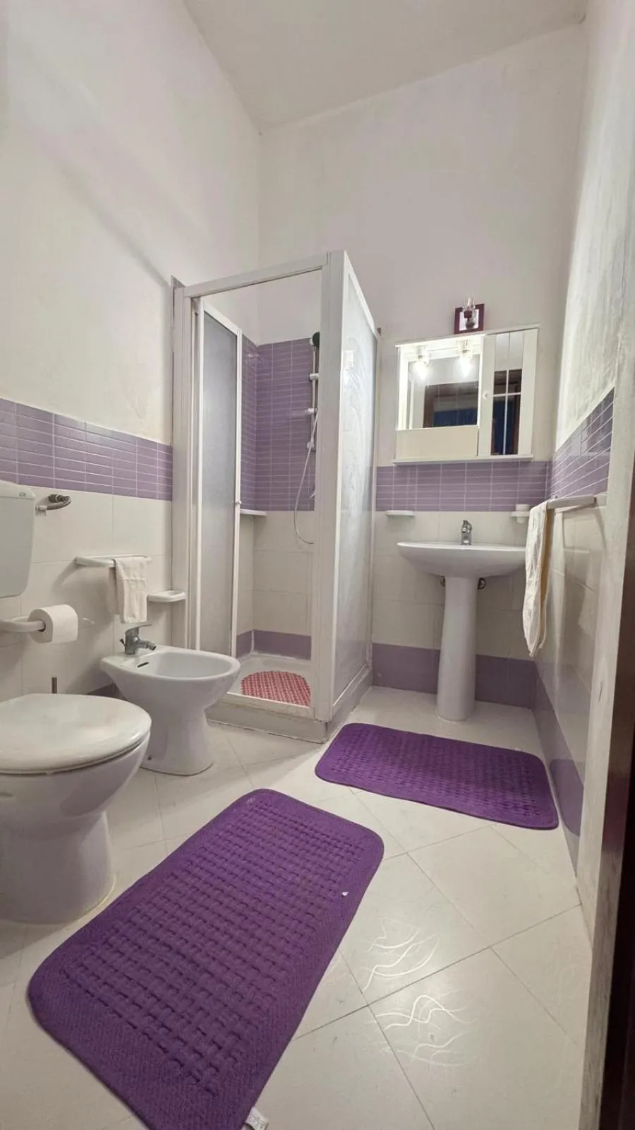 Bathroom in Beb al porto da joseph