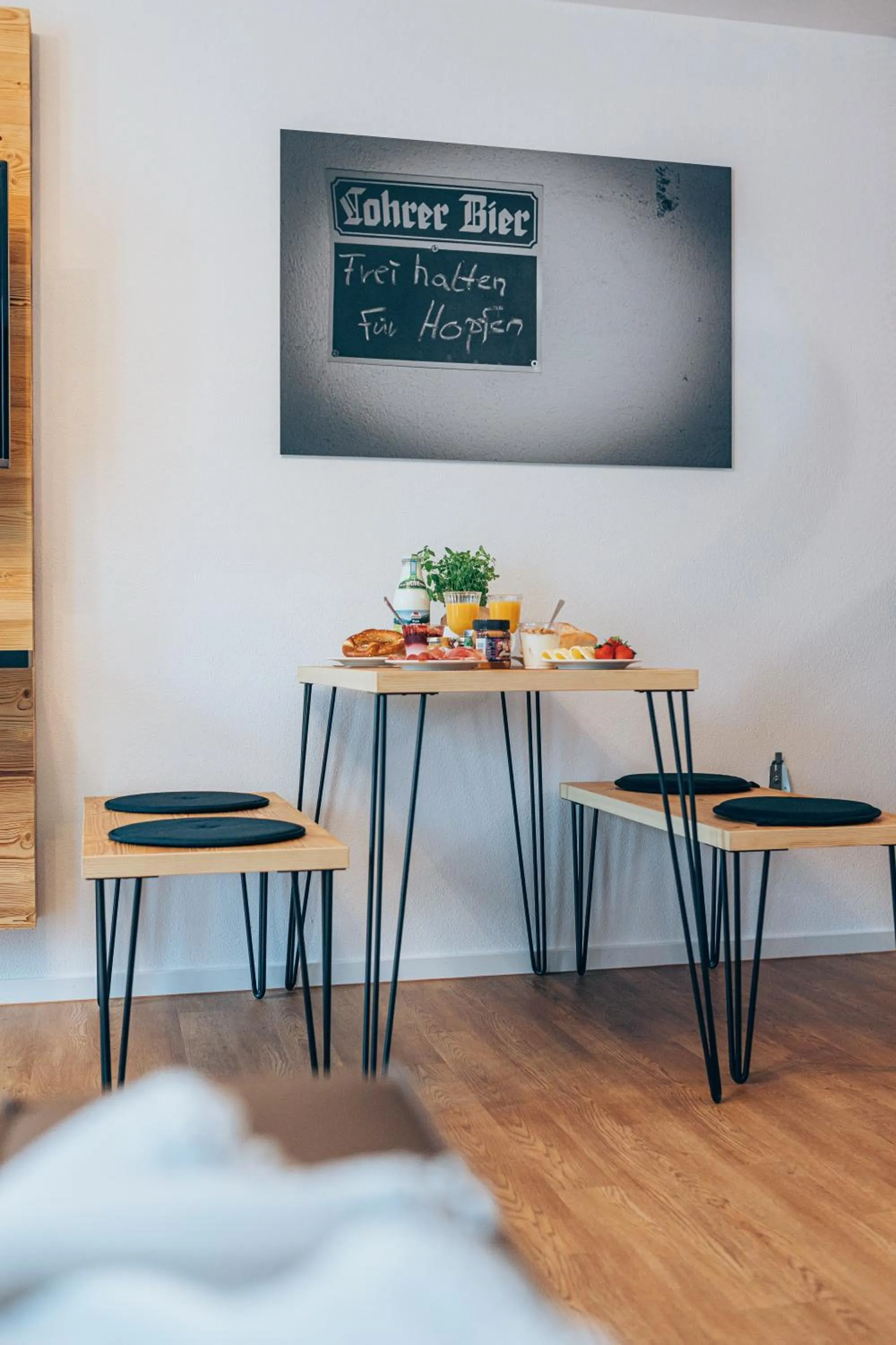 Photo of the whole room in Weekly Boardinghouse