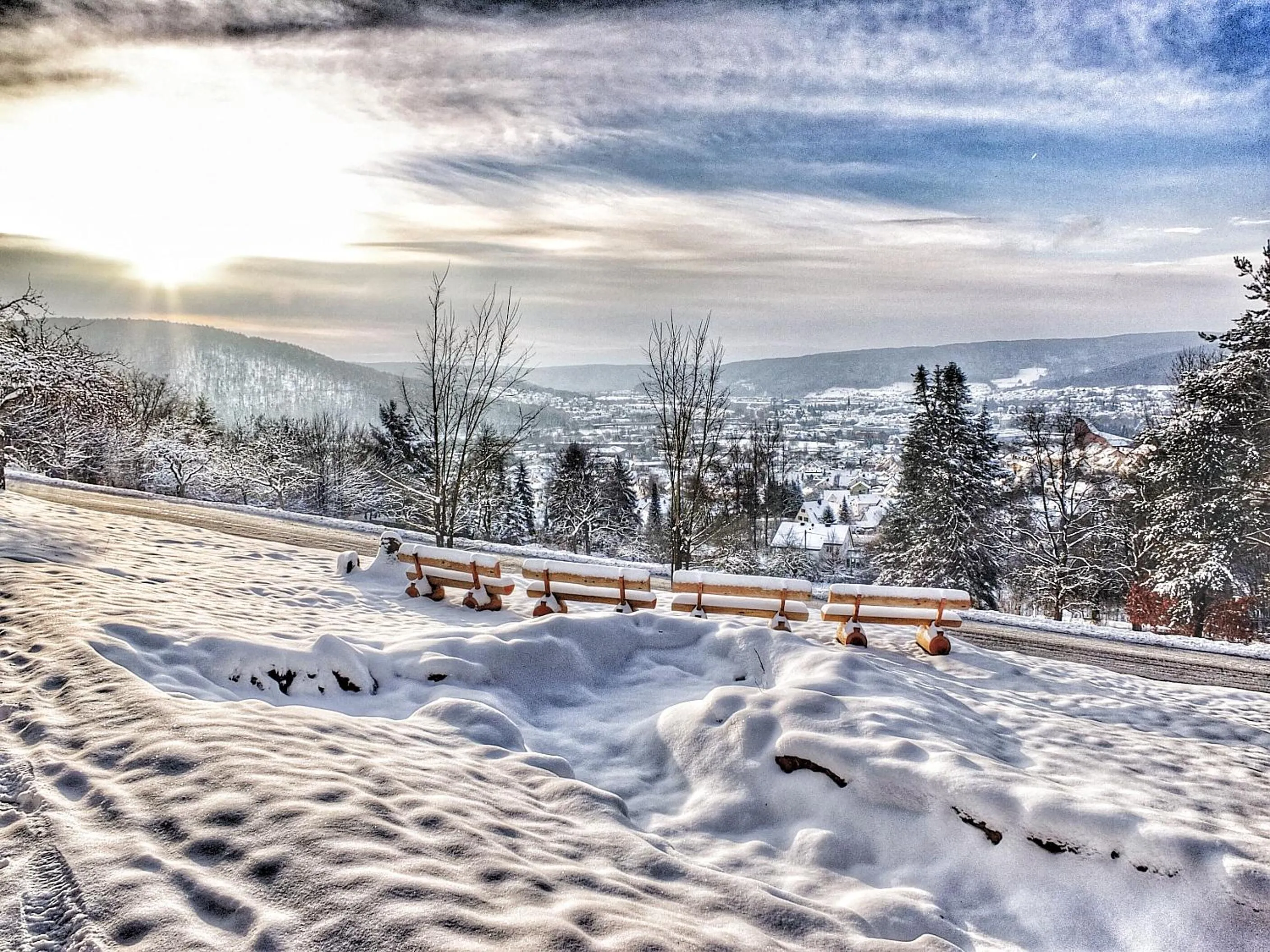 Winter in Weekly Boardinghouse