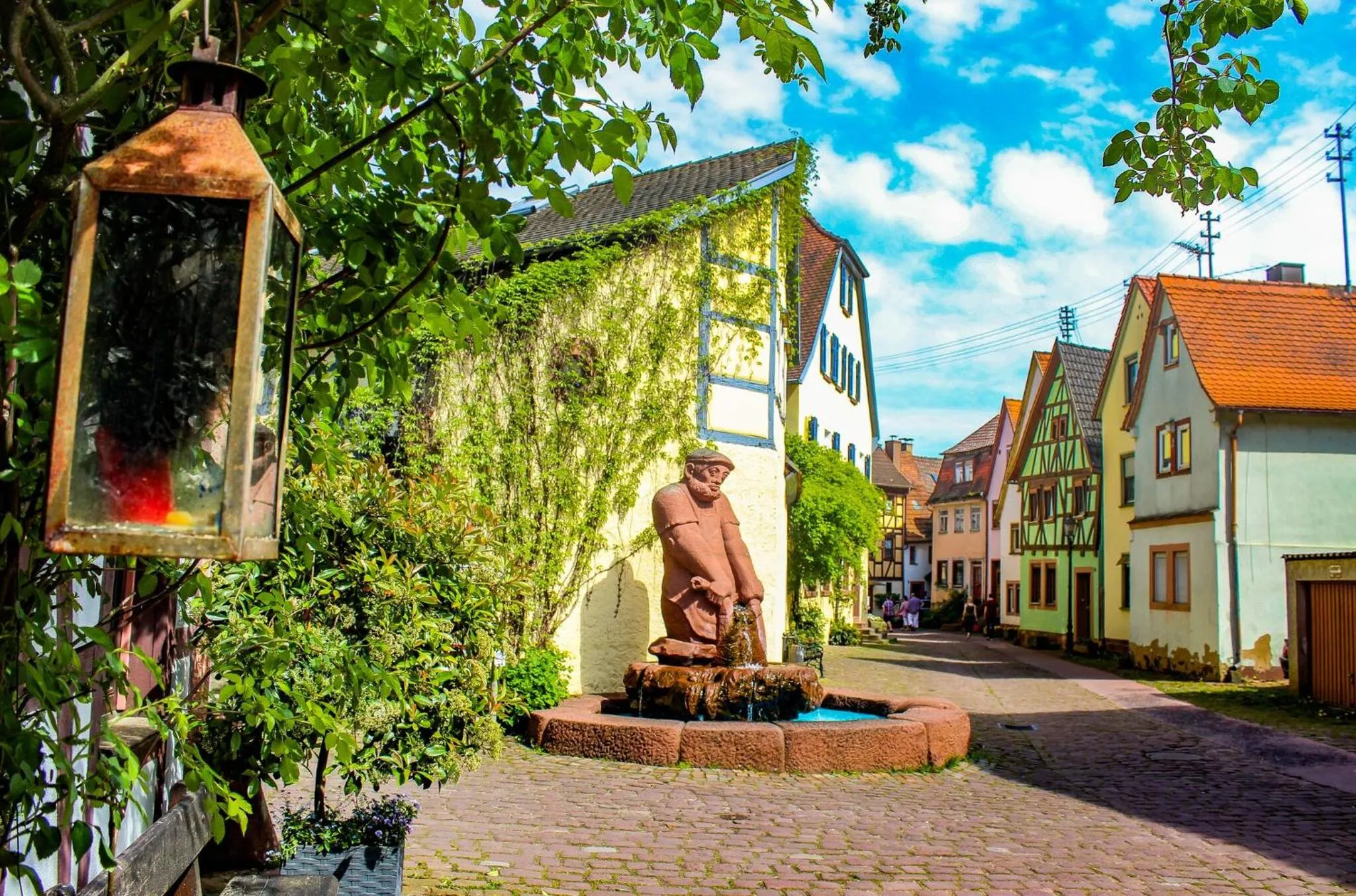 Nearby landmark in Weekly Boardinghouse