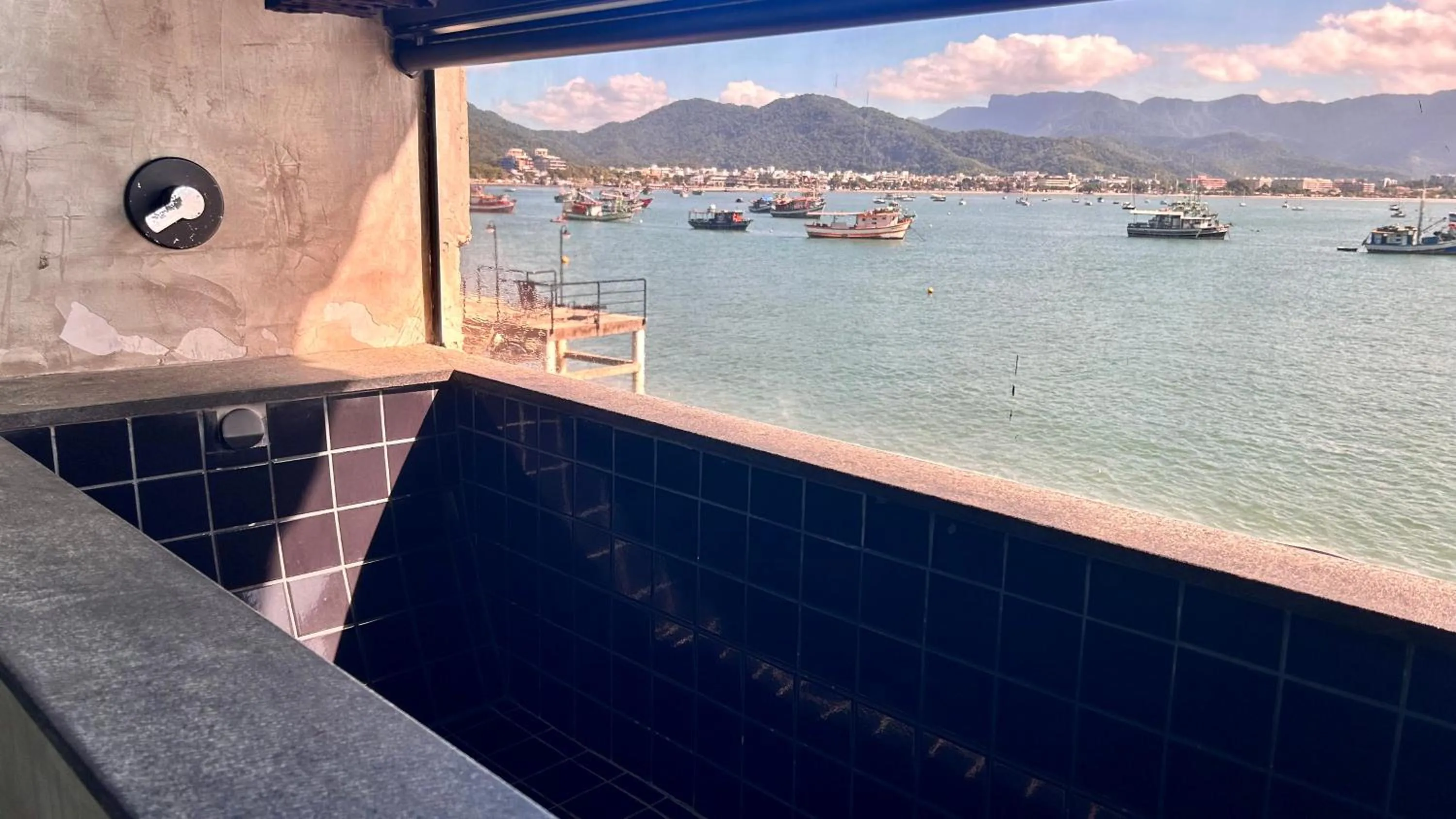 Bathroom in 1819 Marine Hotel