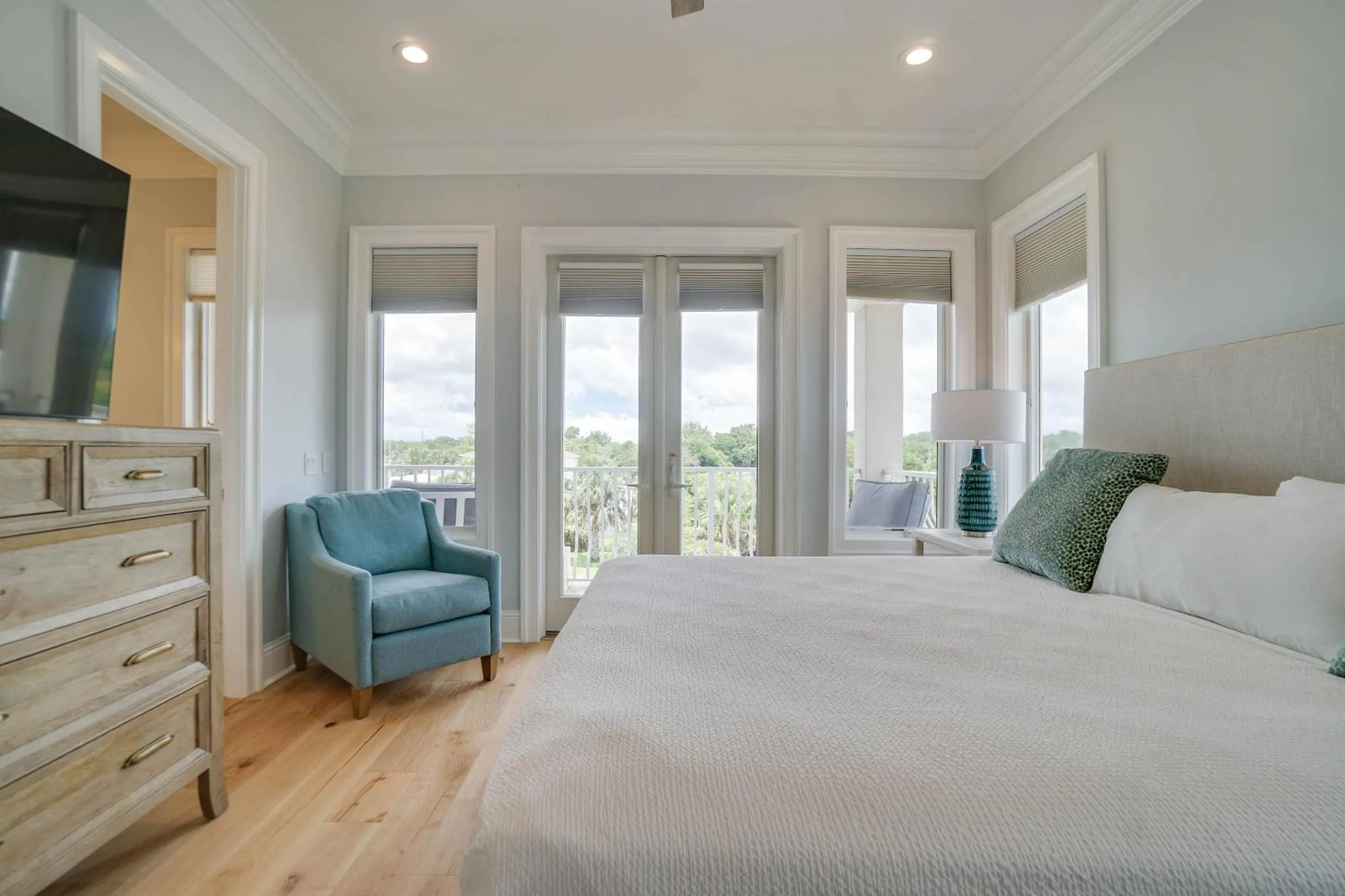 Bed in Beach House - Stairway to Heaven