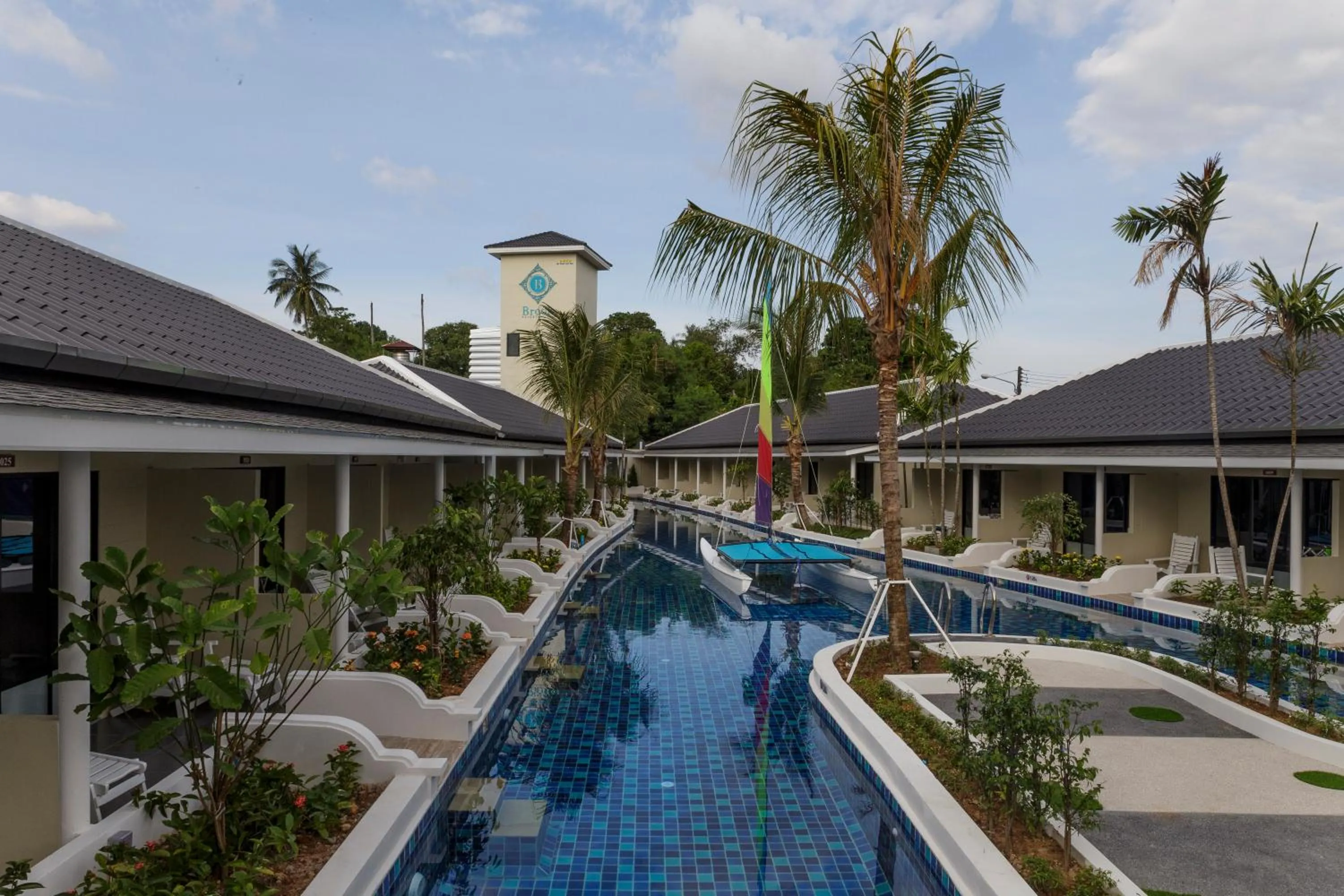 Swimming pool in Brook Resort & Villas