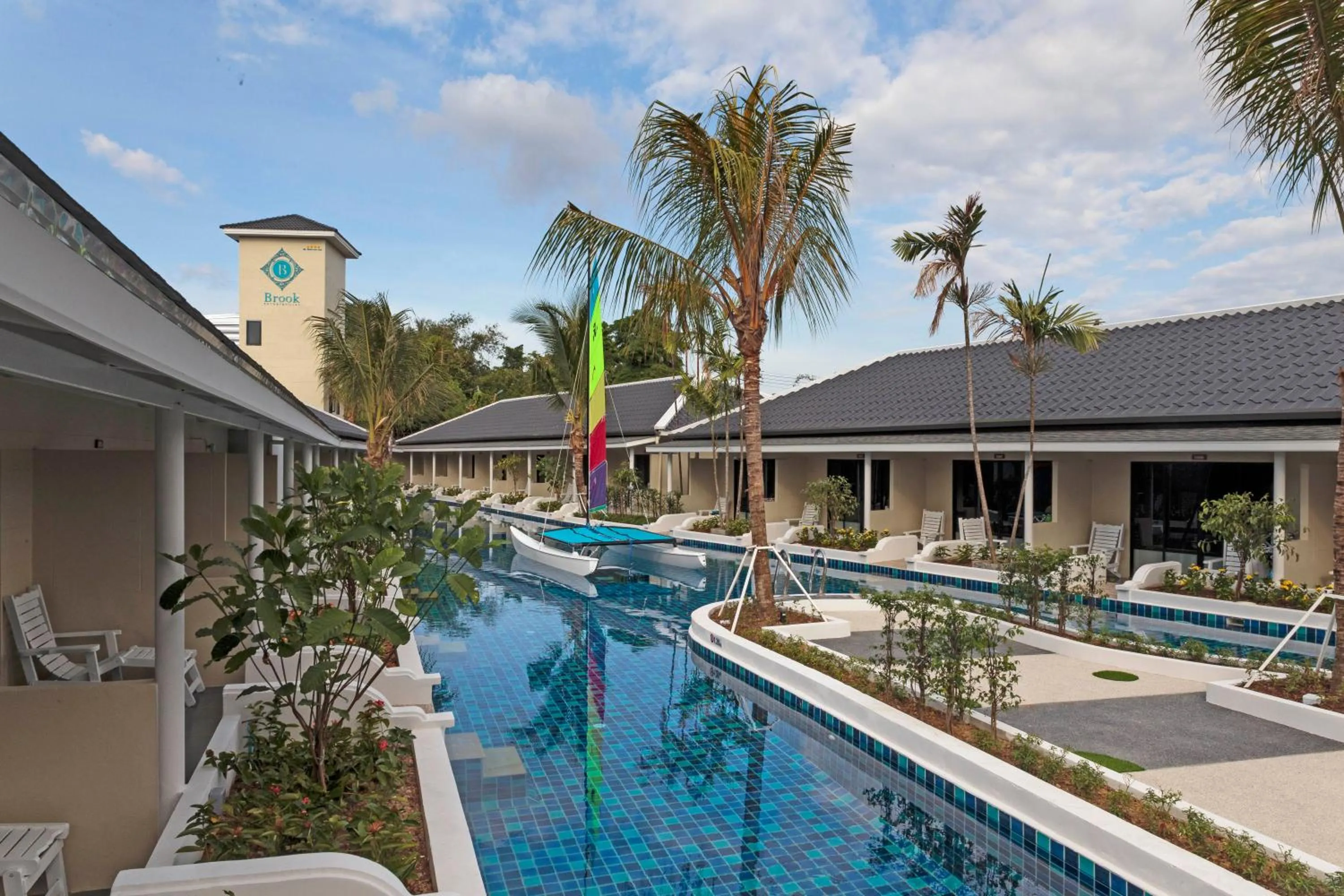 Swimming pool in Brook Resort & Villas