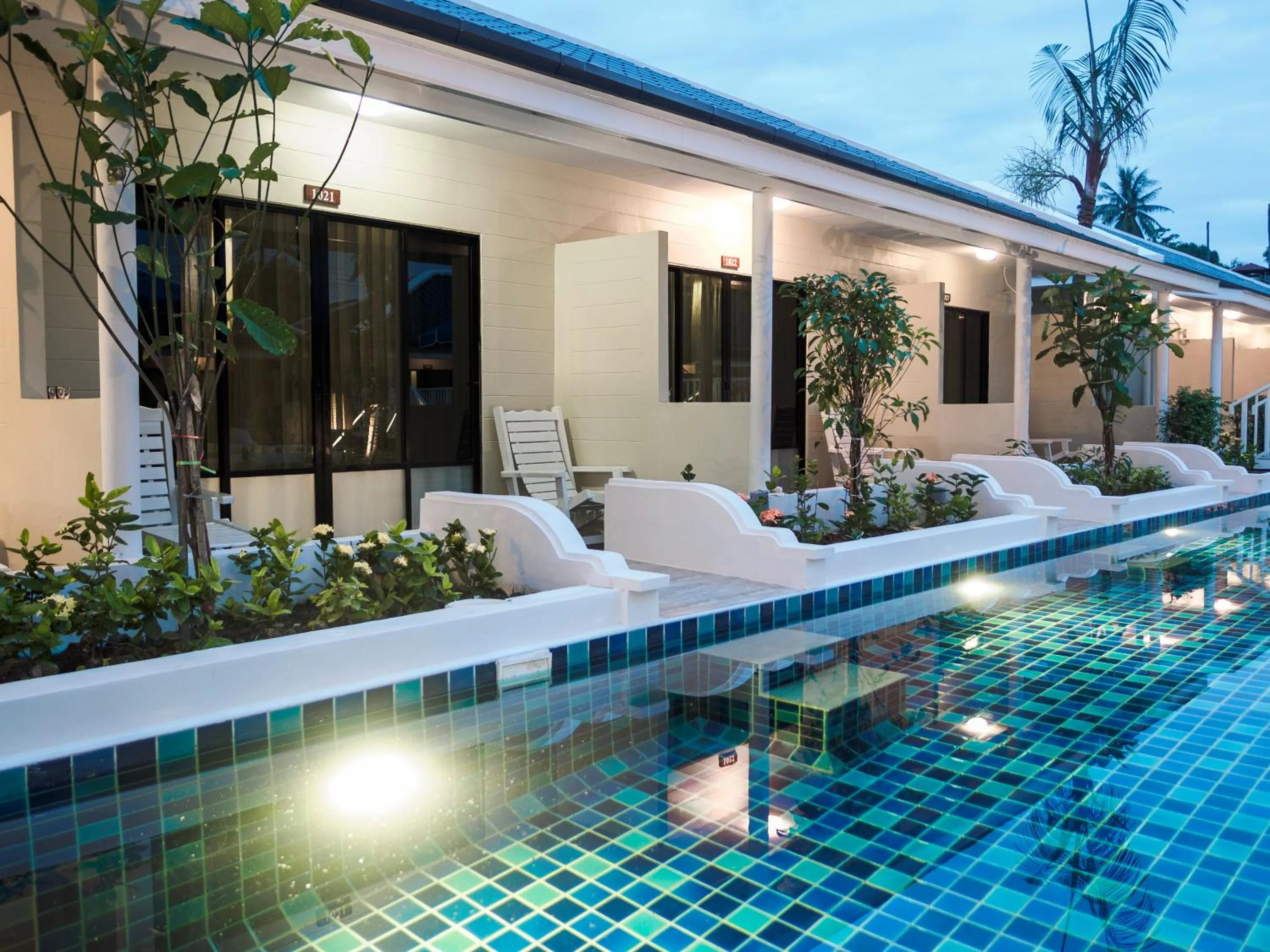 Swimming pool in Tuana Hotels Brook Pool Access