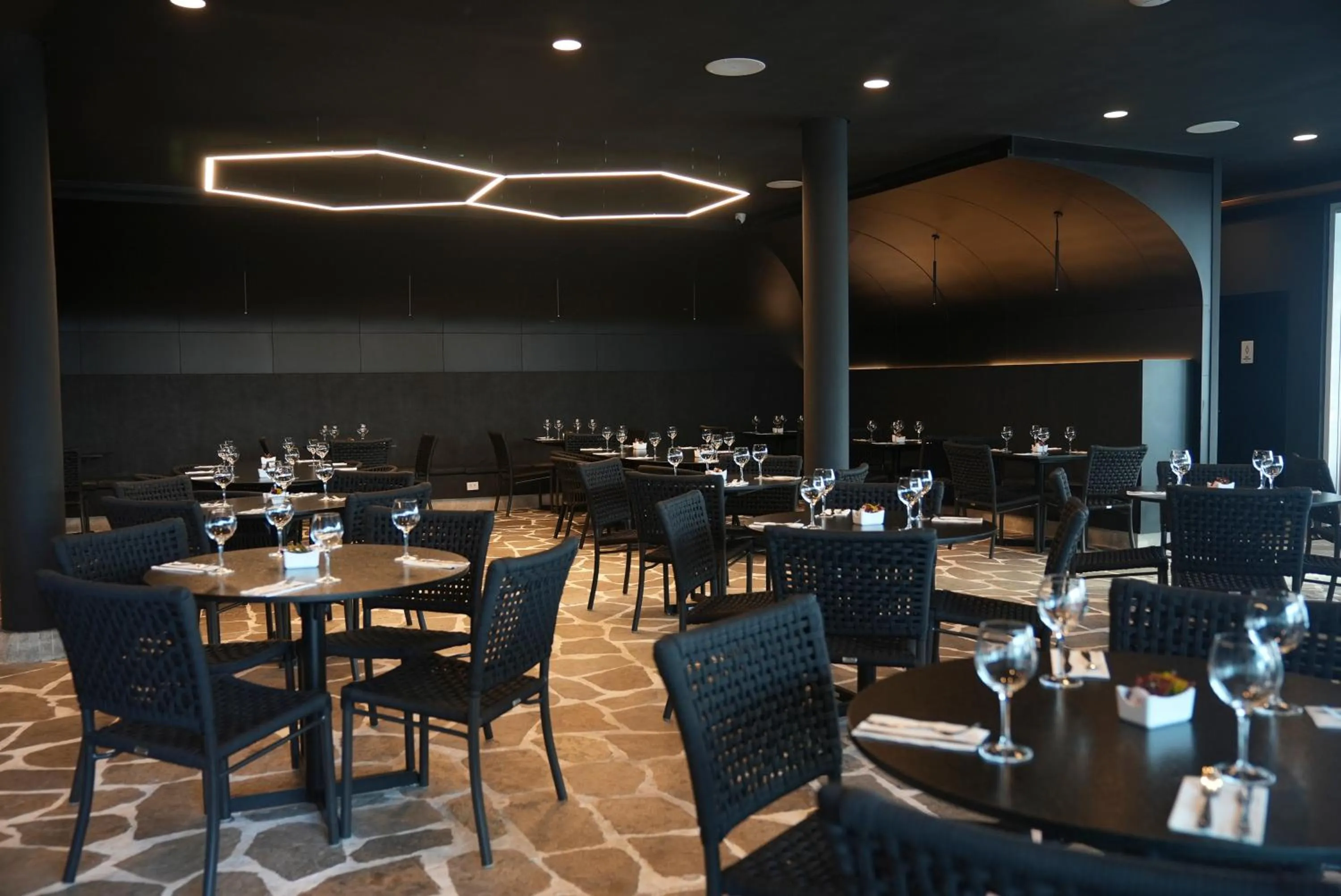 Restaurant/places to eat in SALINAS EXCLUSIVE - GAV Resorts