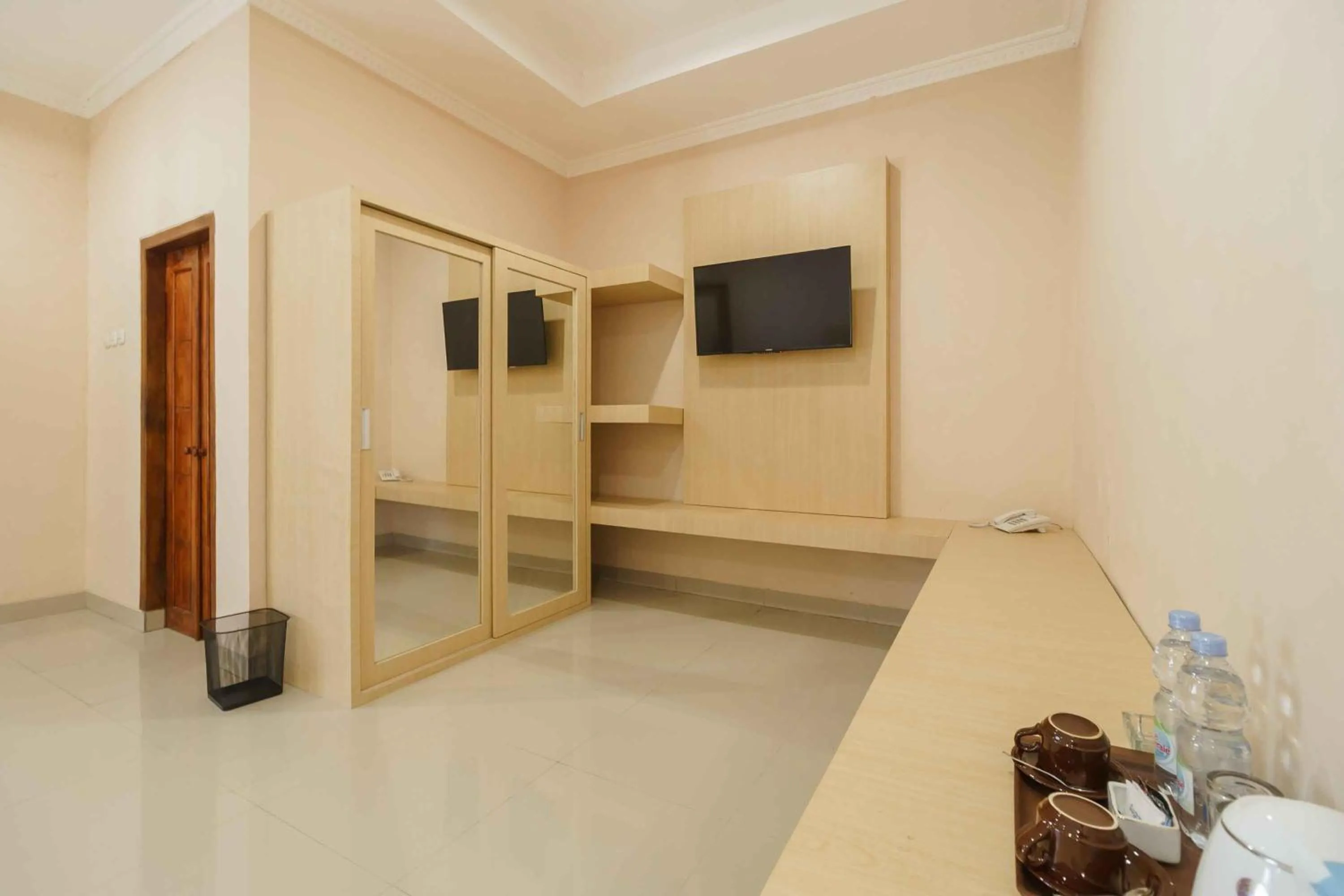 RedDoorz @ Hotel Copacobana Bengkulu