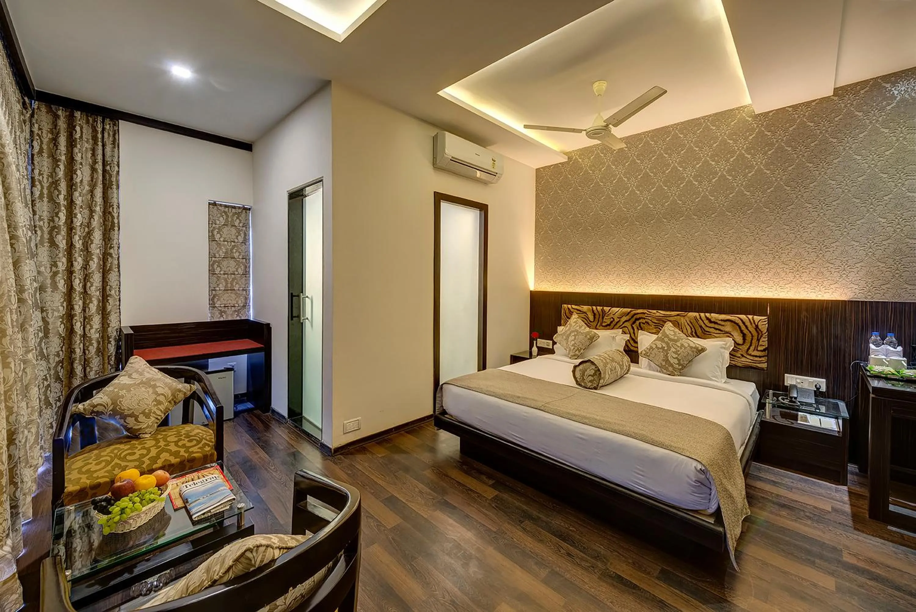 Bed in Viceroy Boutique Hotel