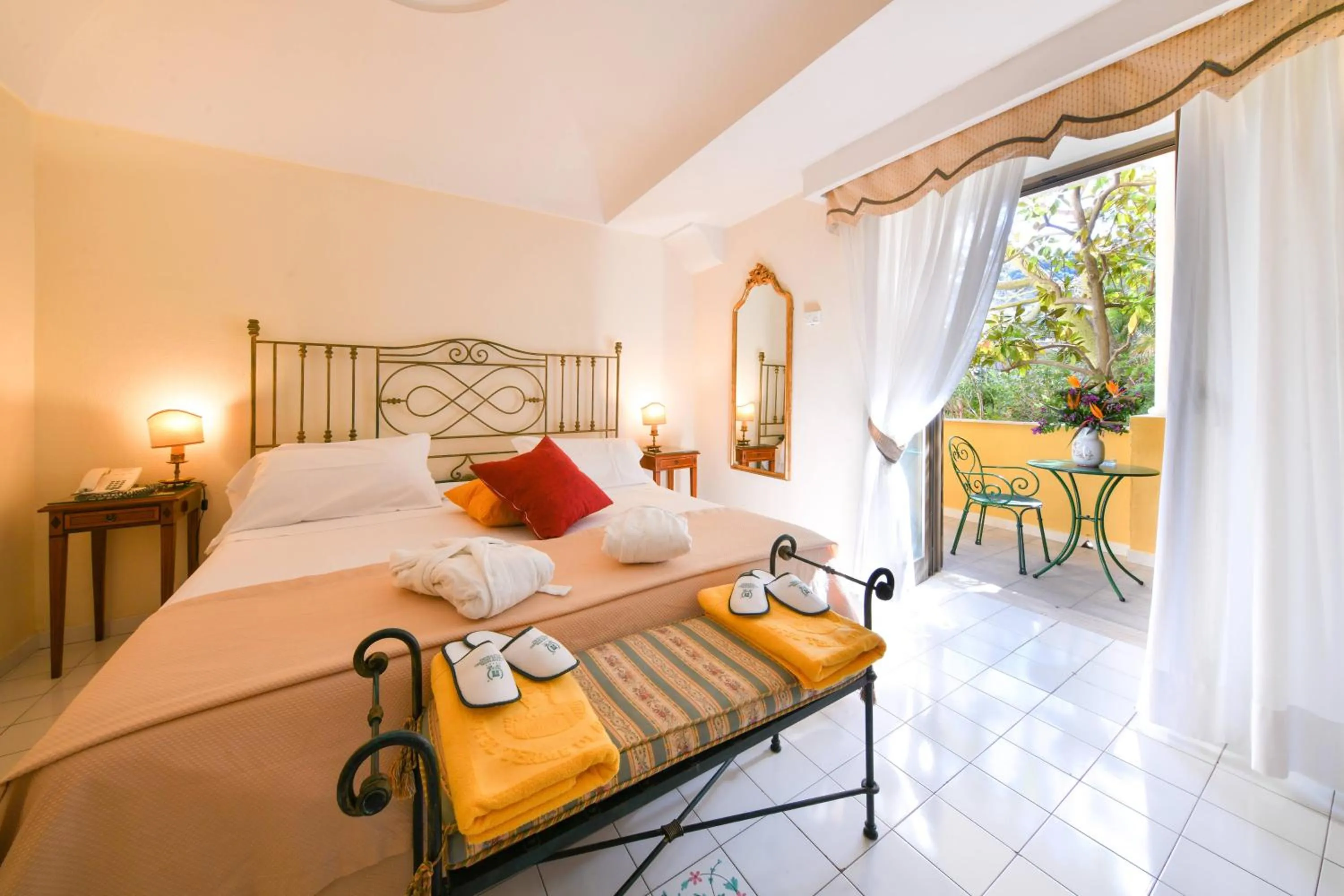 Bed in Grand Hotel Terme di Augusto