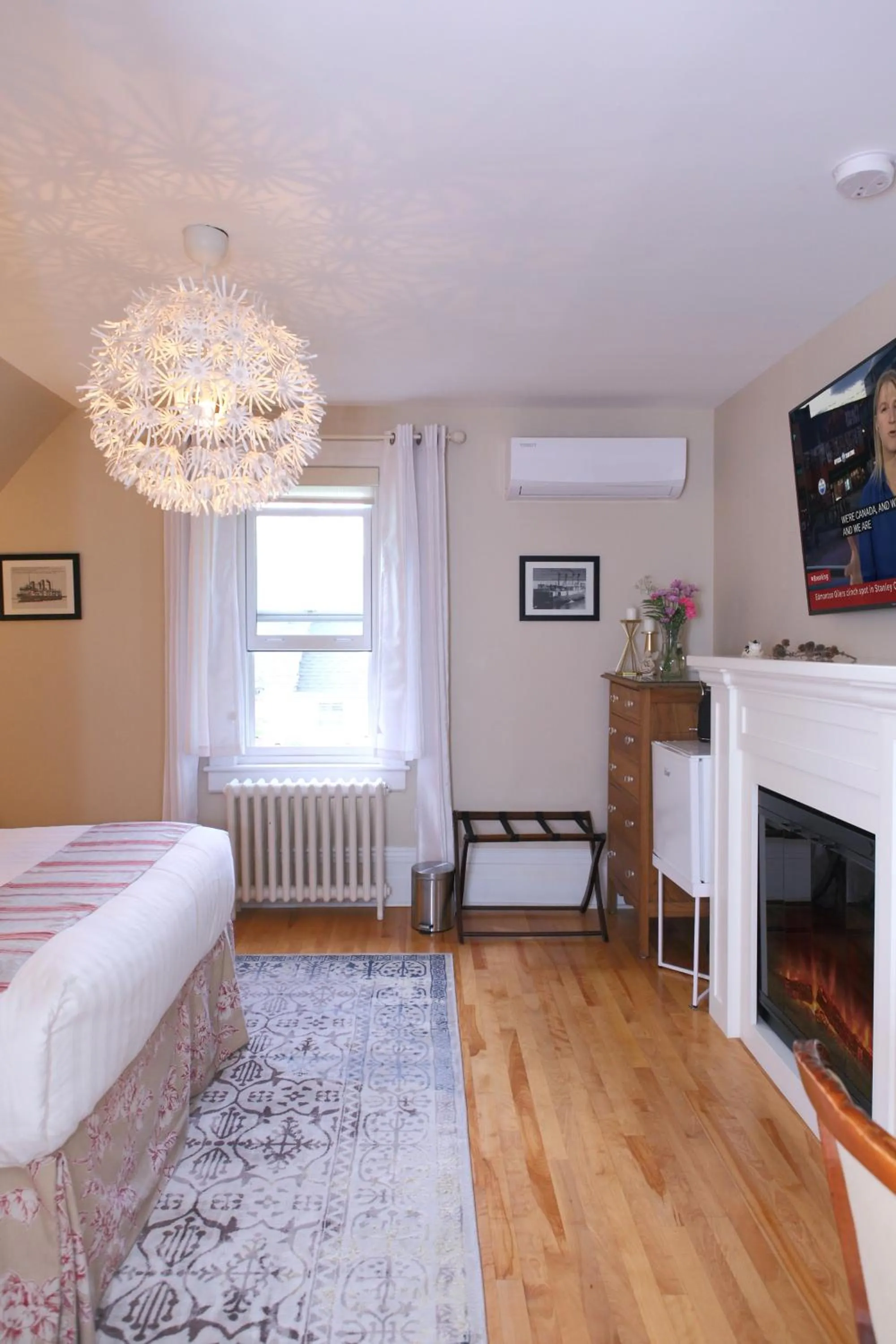 Bed in No 1 Grafton Inn