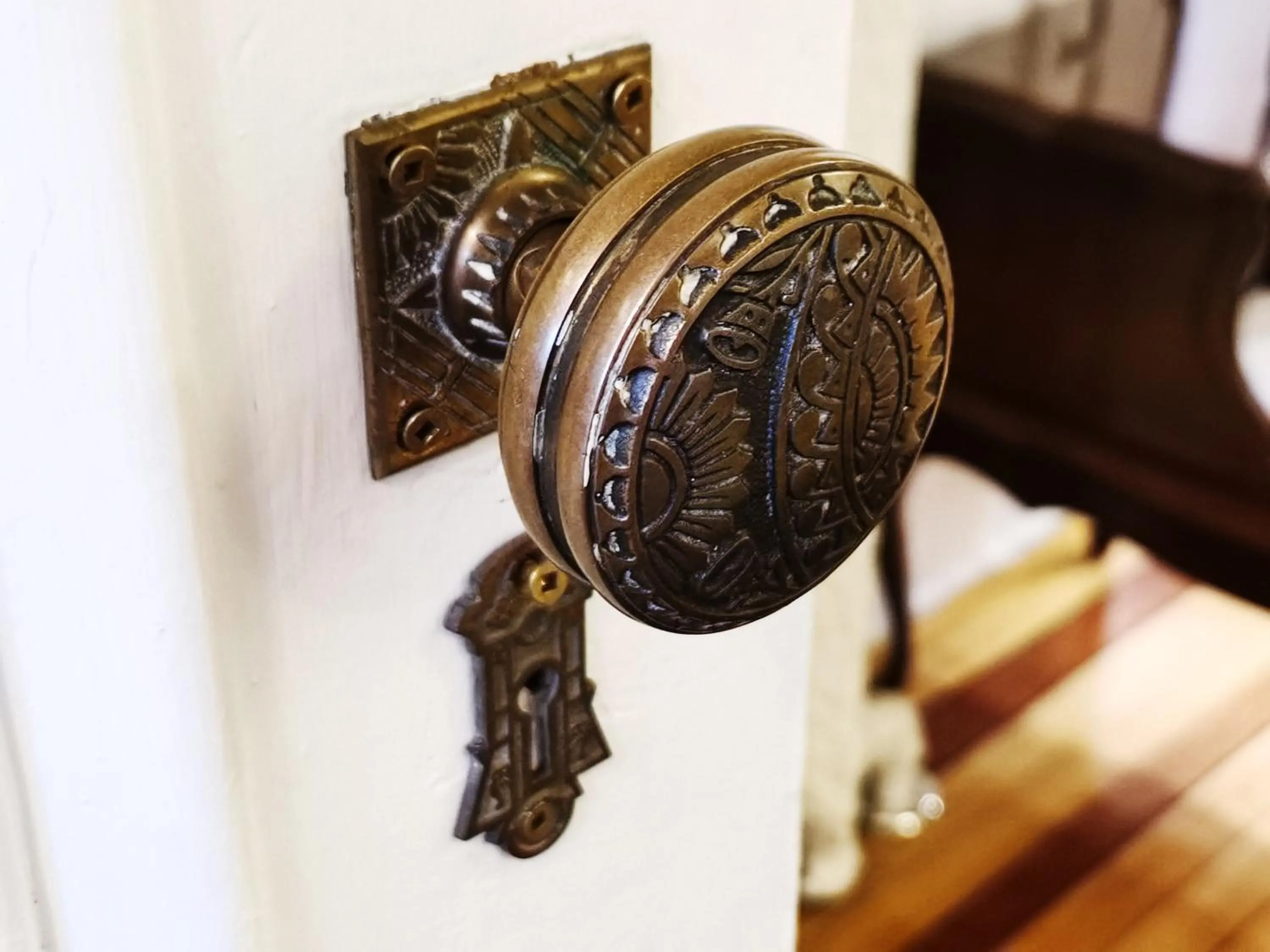 Decorative detail in No 1 Grafton Inn