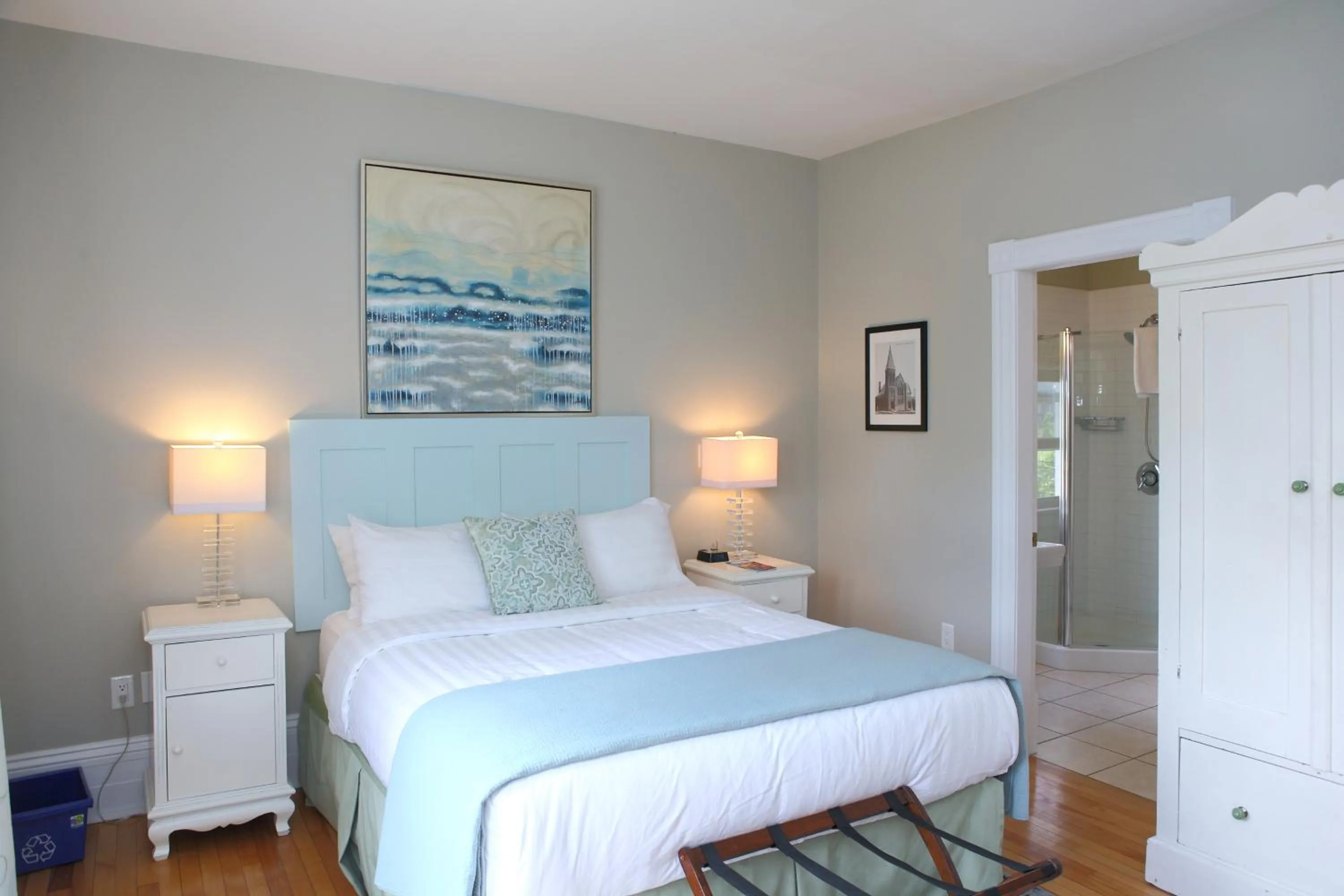 Bedroom, Bed in No 1 Grafton Inn