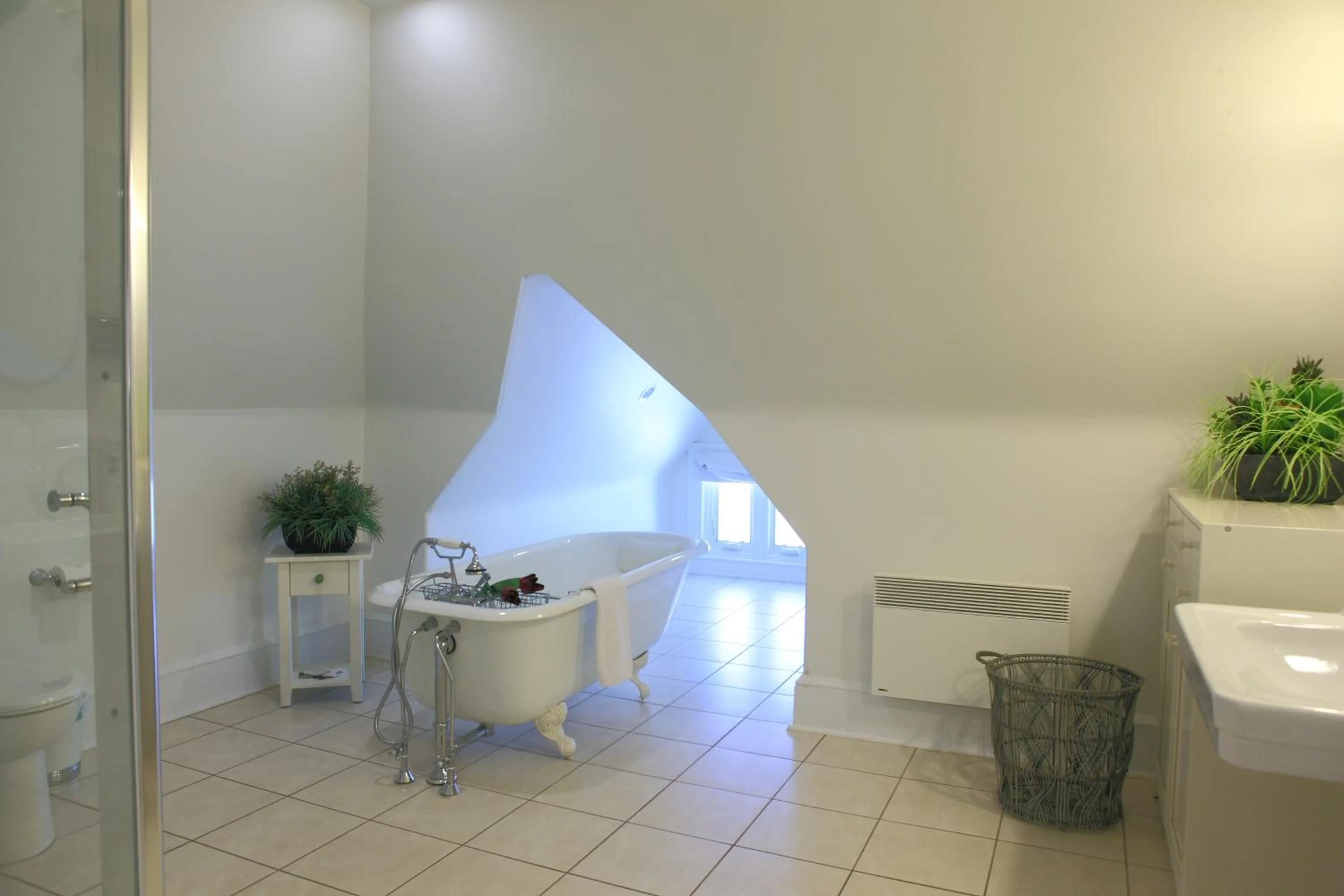 Bathroom in No 1 Grafton Inn