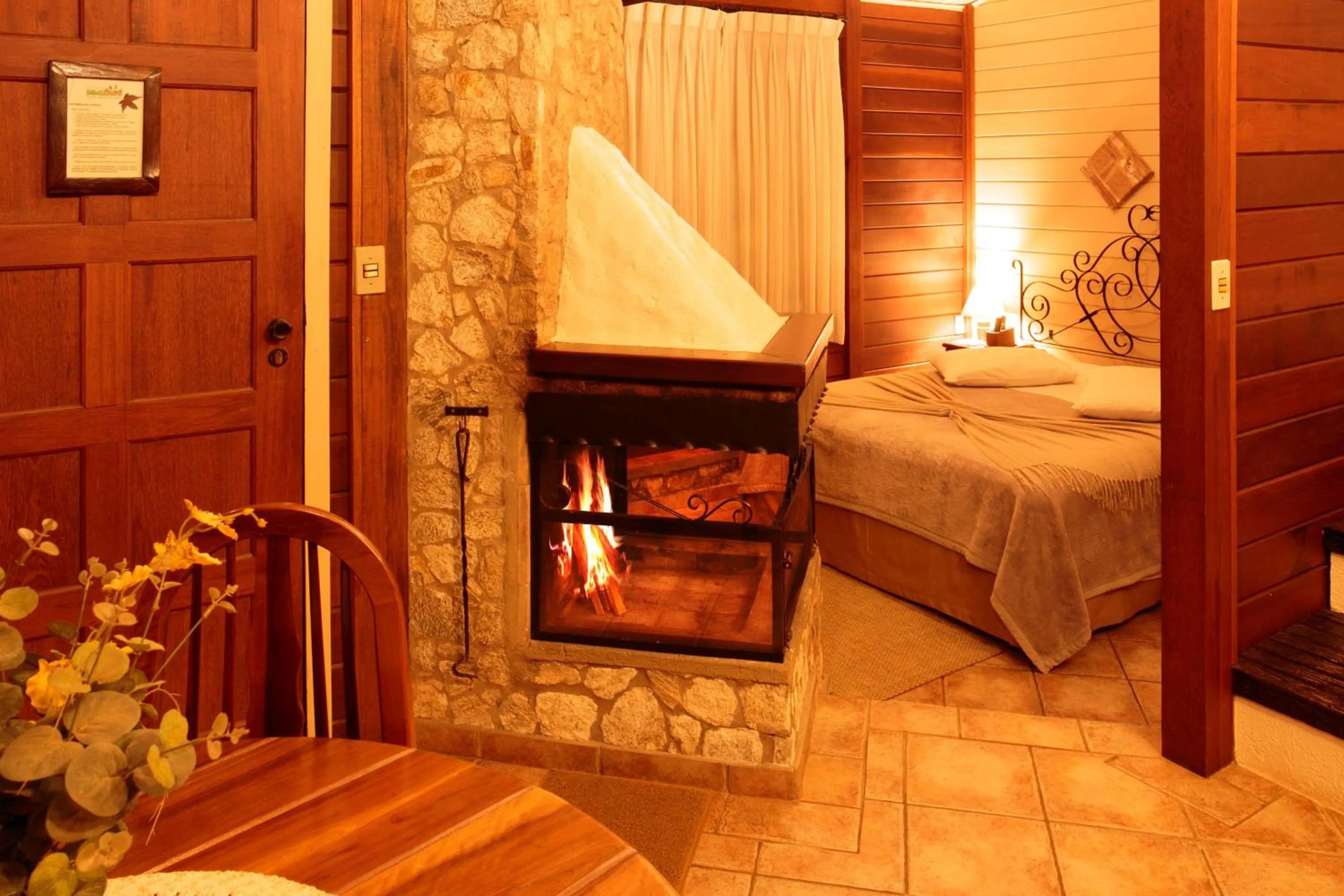 Property building, Bed in Pousada Varanda das Colinas