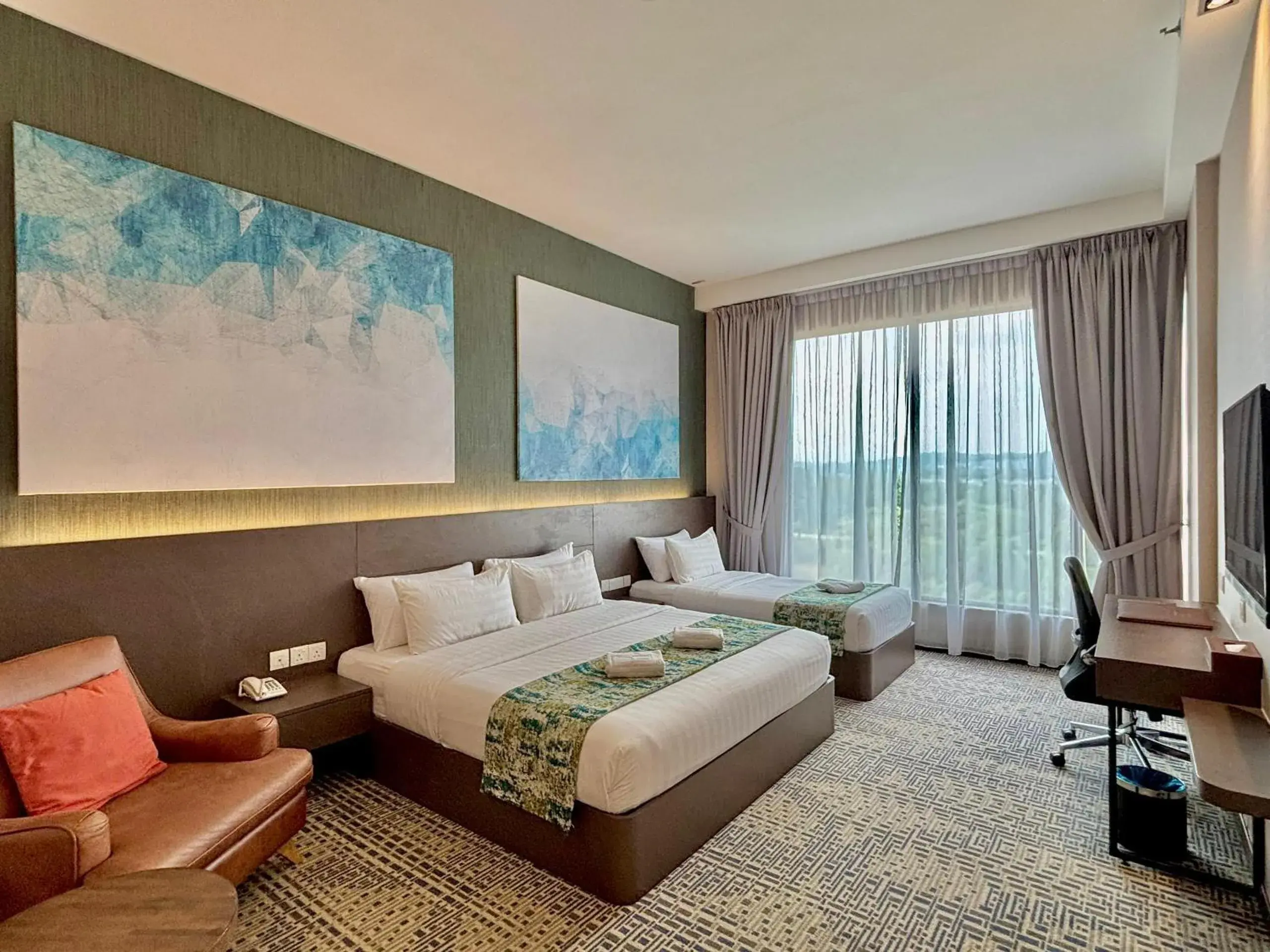 Deluxe Triple Room in D ELEGANCE GRAND BANDAR SERI ALAM Deluxe Triple Room in D ELEGANCE GRAND BANDAR SERI ALAM