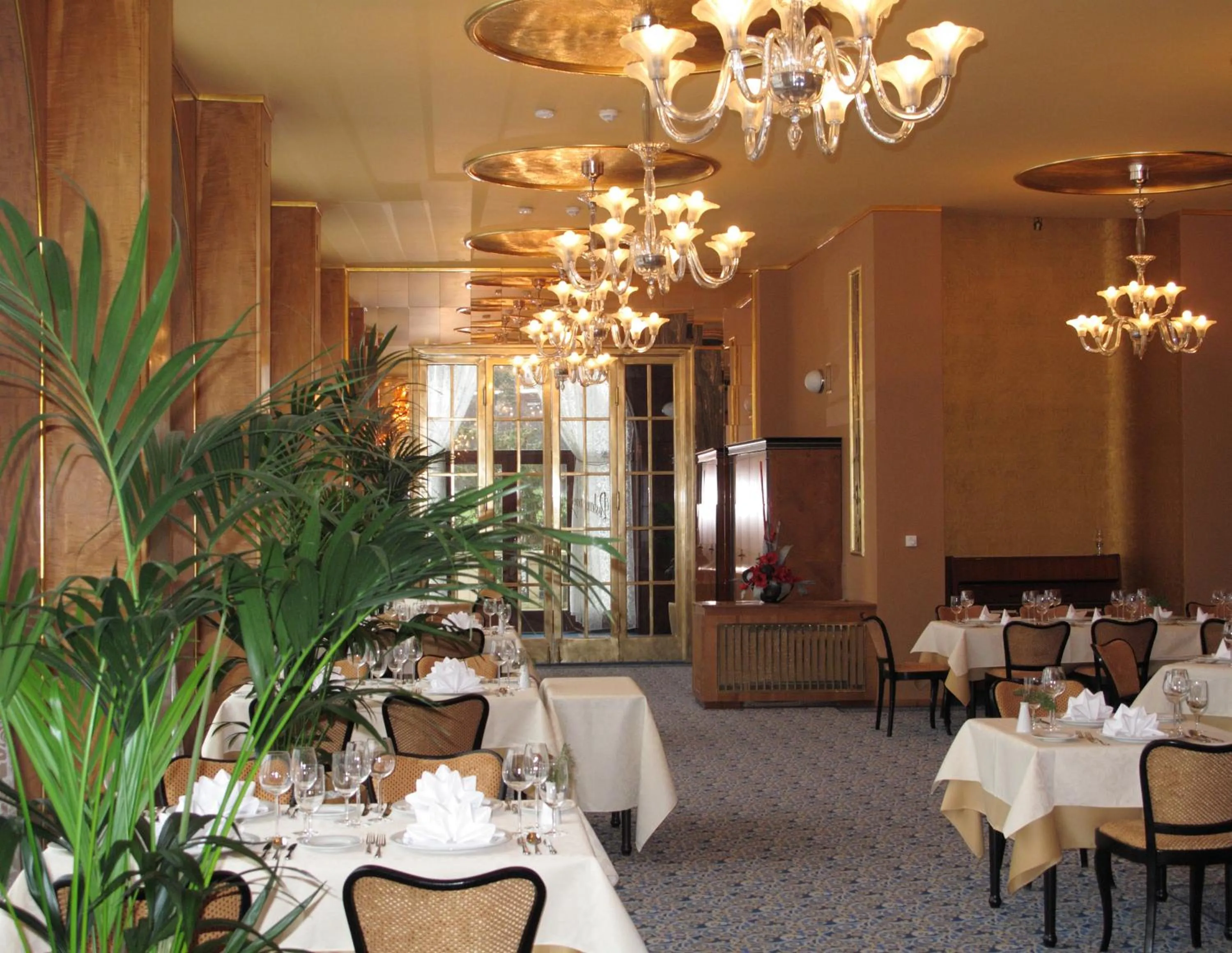 Restaurant/places to eat in Alexandria Spa & Wellness Hotel