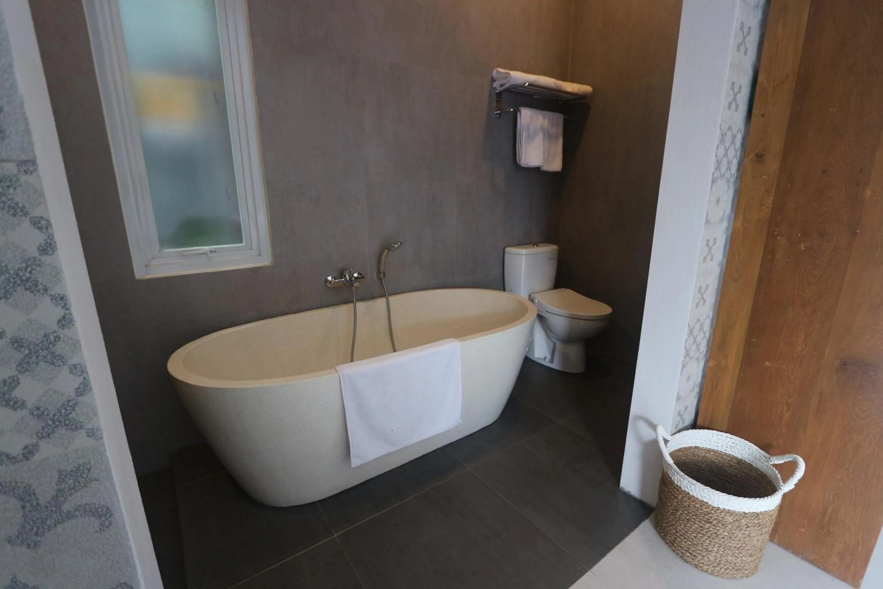 Bathroom in Stana Kendran Villa