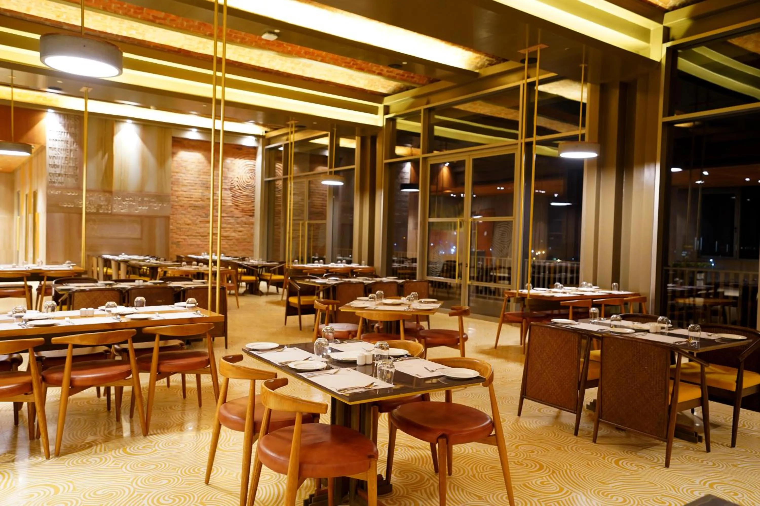 Restaurant/places to eat in The Centrum