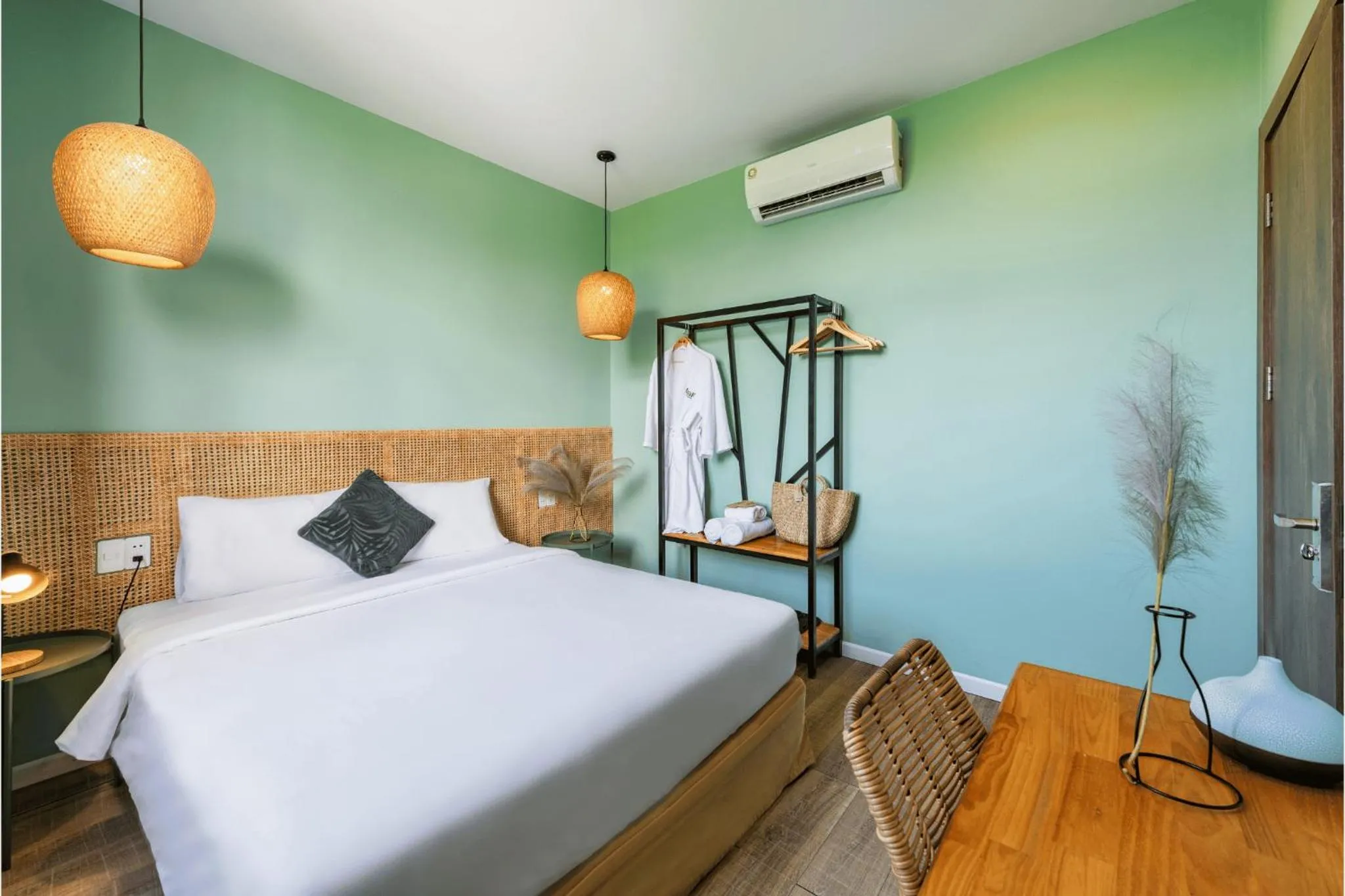Bed in Leaf Hotel Phu Quoc