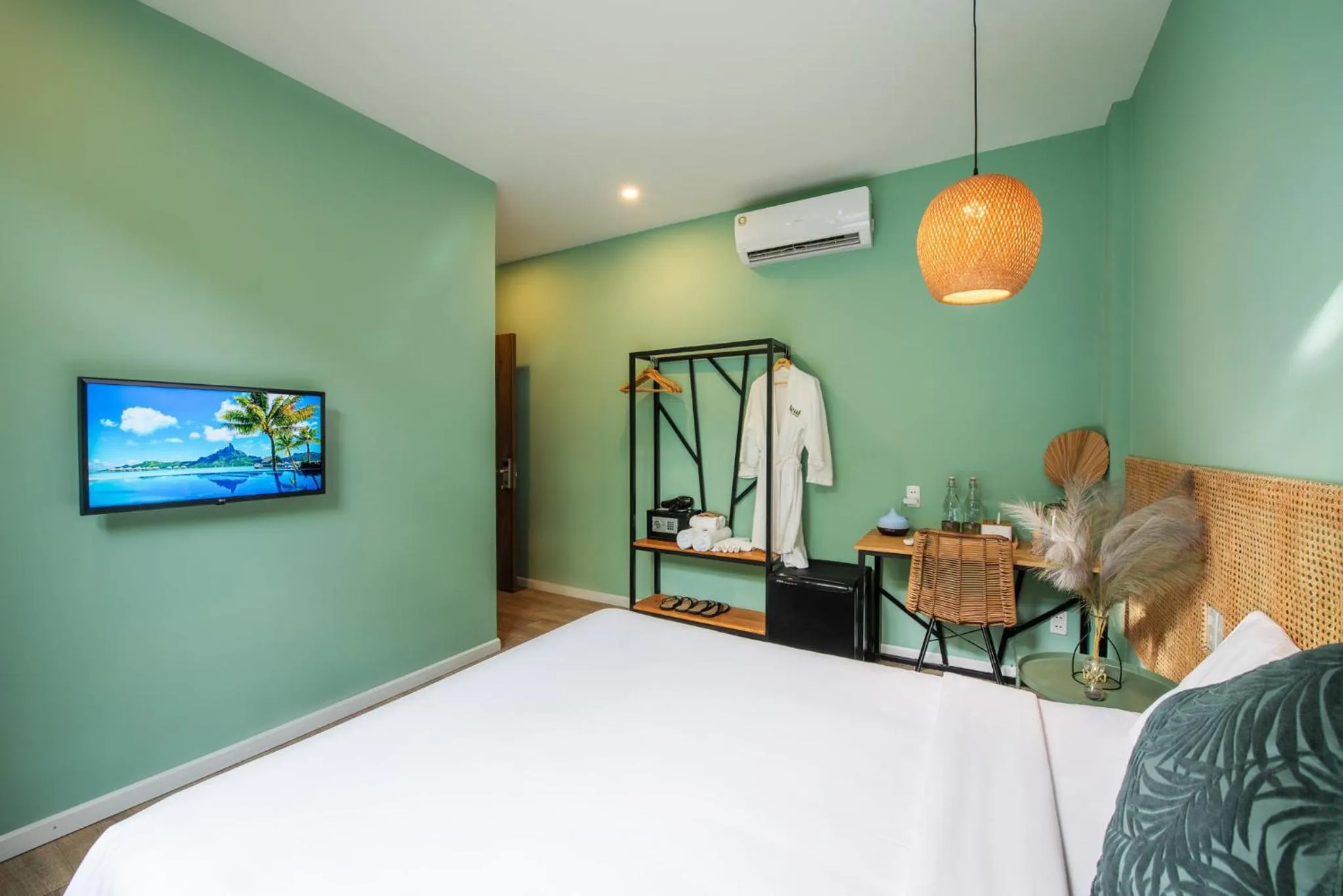 Bed in Leaf Hotel Phu Quoc
