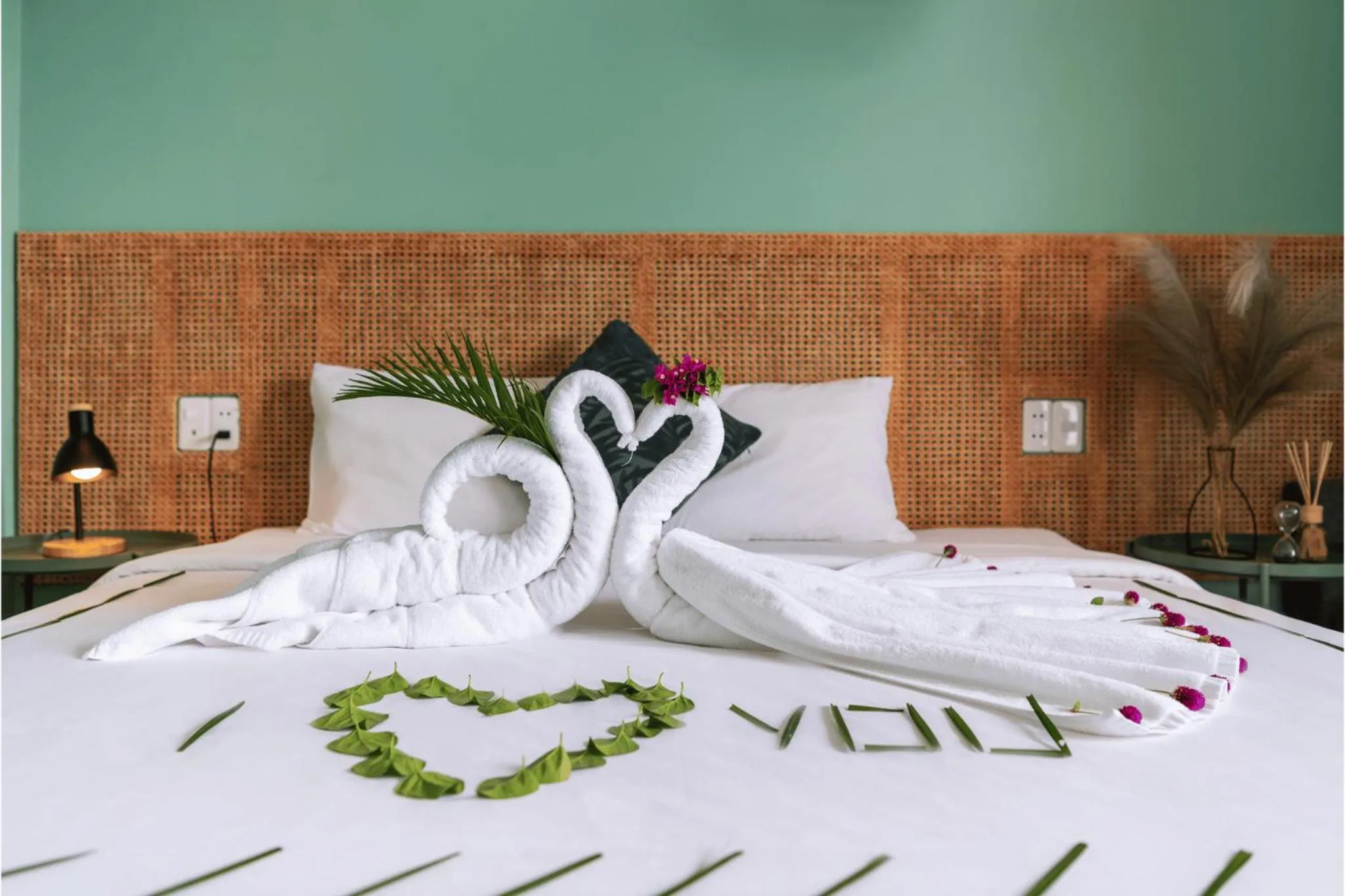 Decorative detail, Bed in Leaf Hotel Phu Quoc