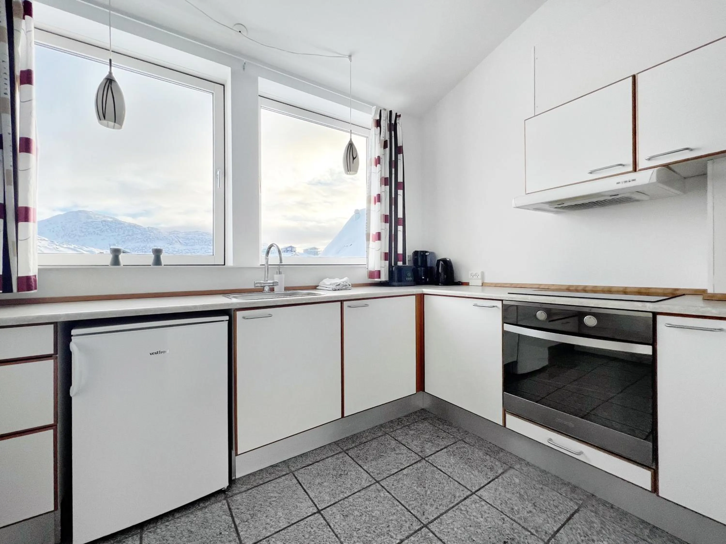 Kitchen or kitchenette in Hotel Nordbo