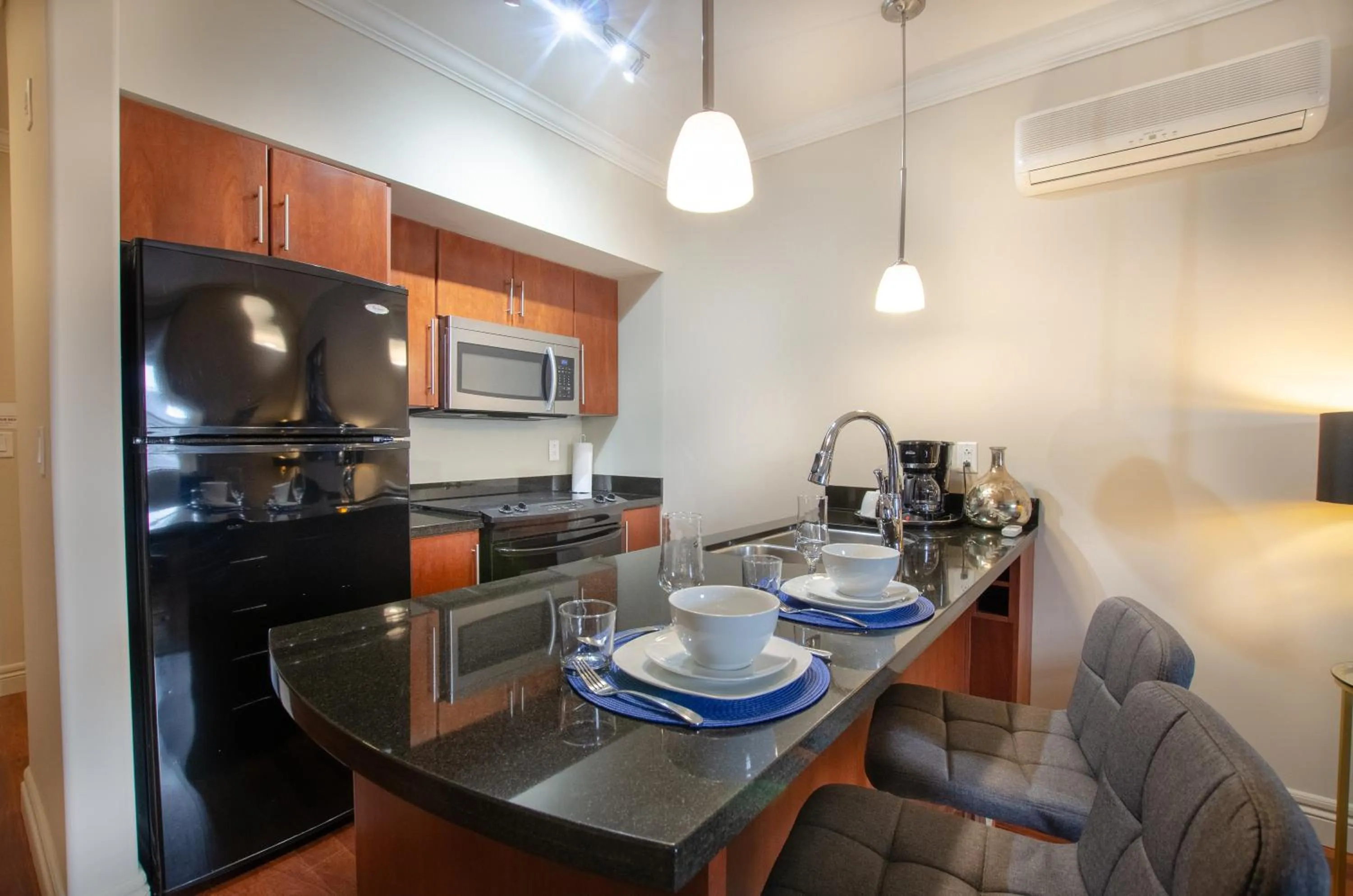 Kitchen or kitchenette in Premiere Suites - St. John's Signal Hill Gate