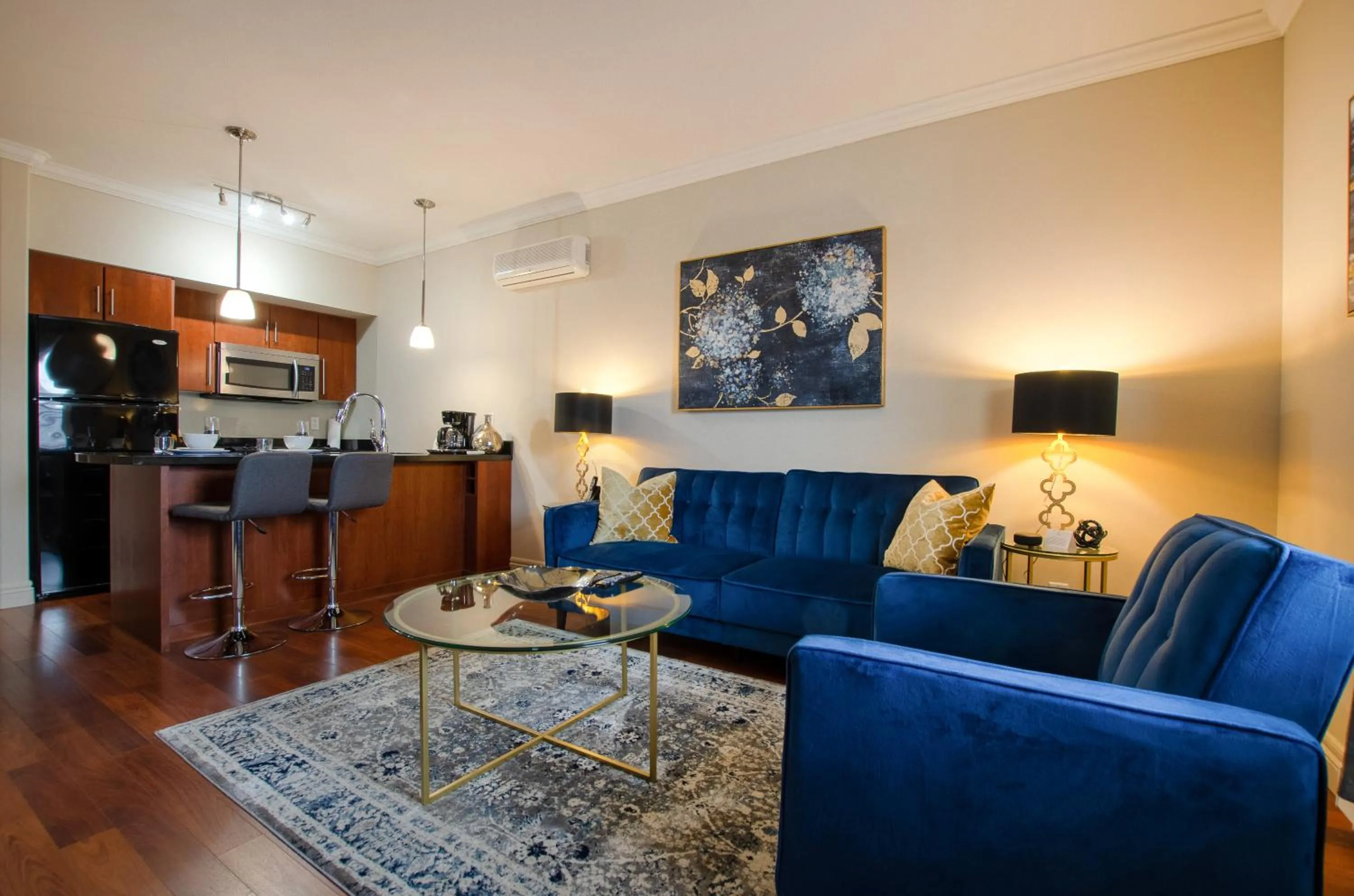 Kitchen or kitchenette in Premiere Suites - St. John's Signal Hill Gate