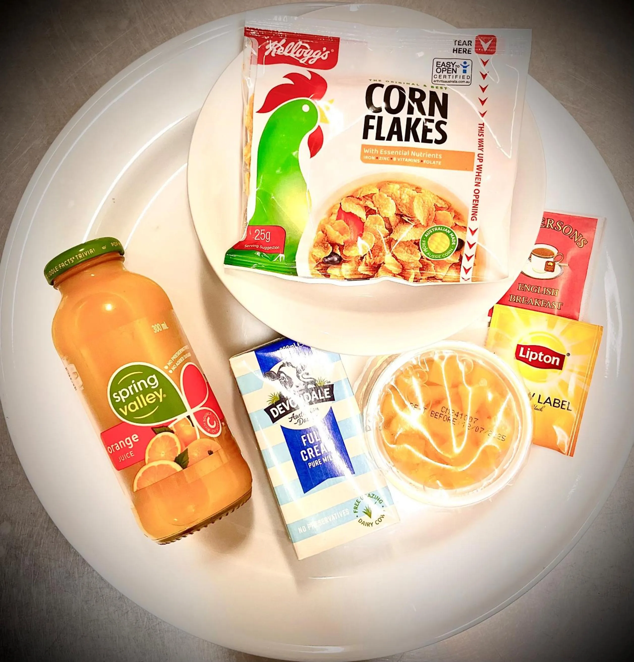 Breakfast in Baronga Motor Inn