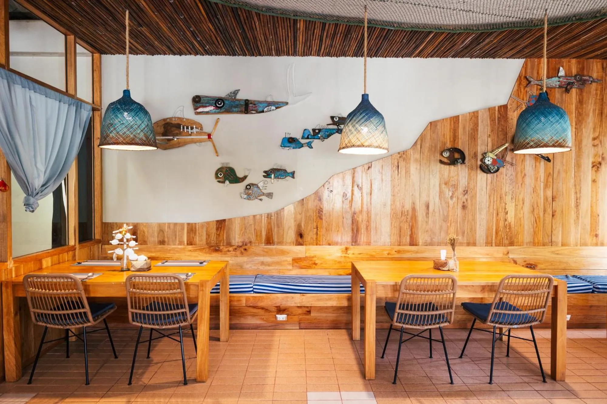 Restaurant/places to eat in Dugong Village-Green Hotel