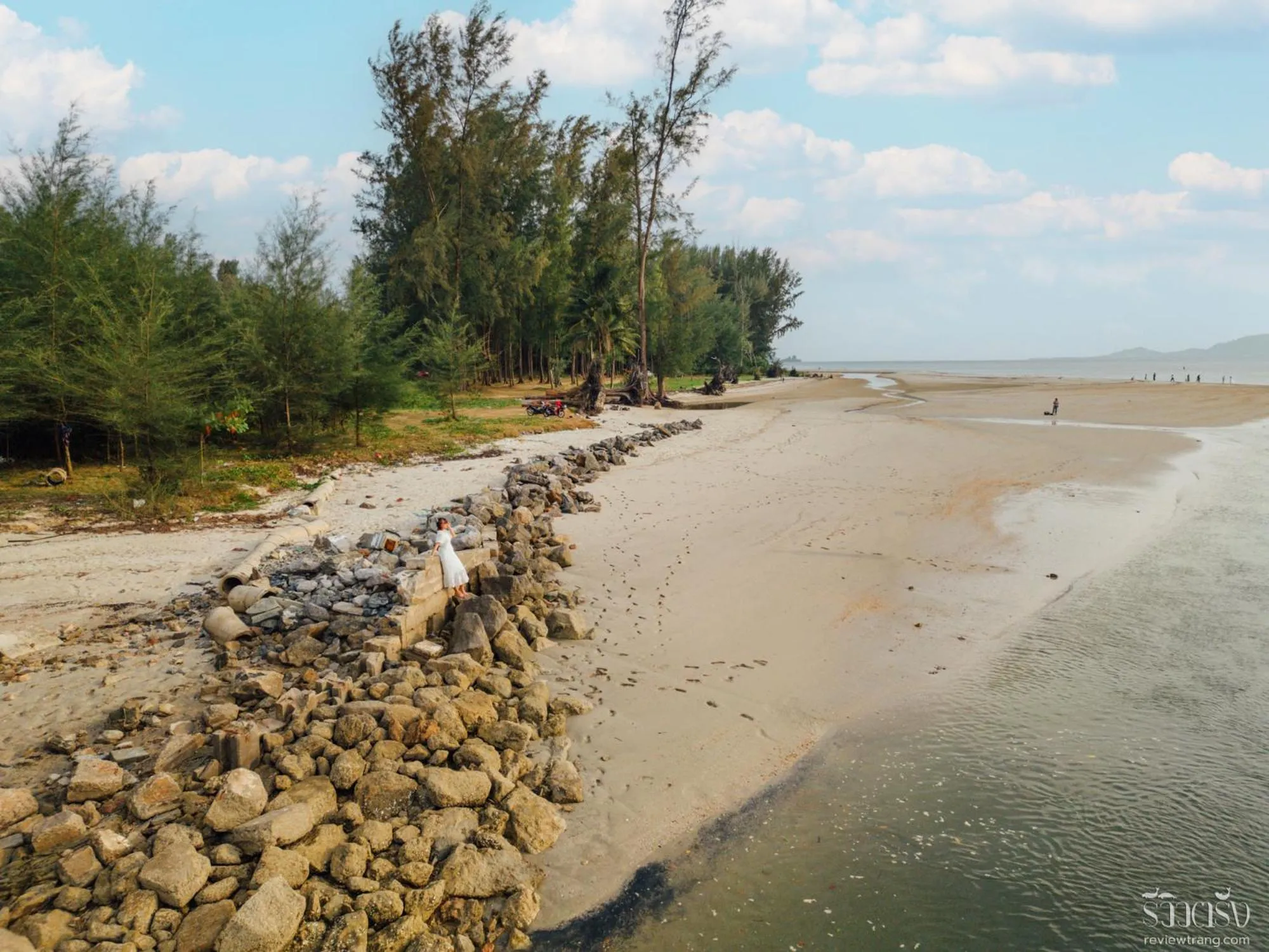 Day in Dugong Village-Green Hotel