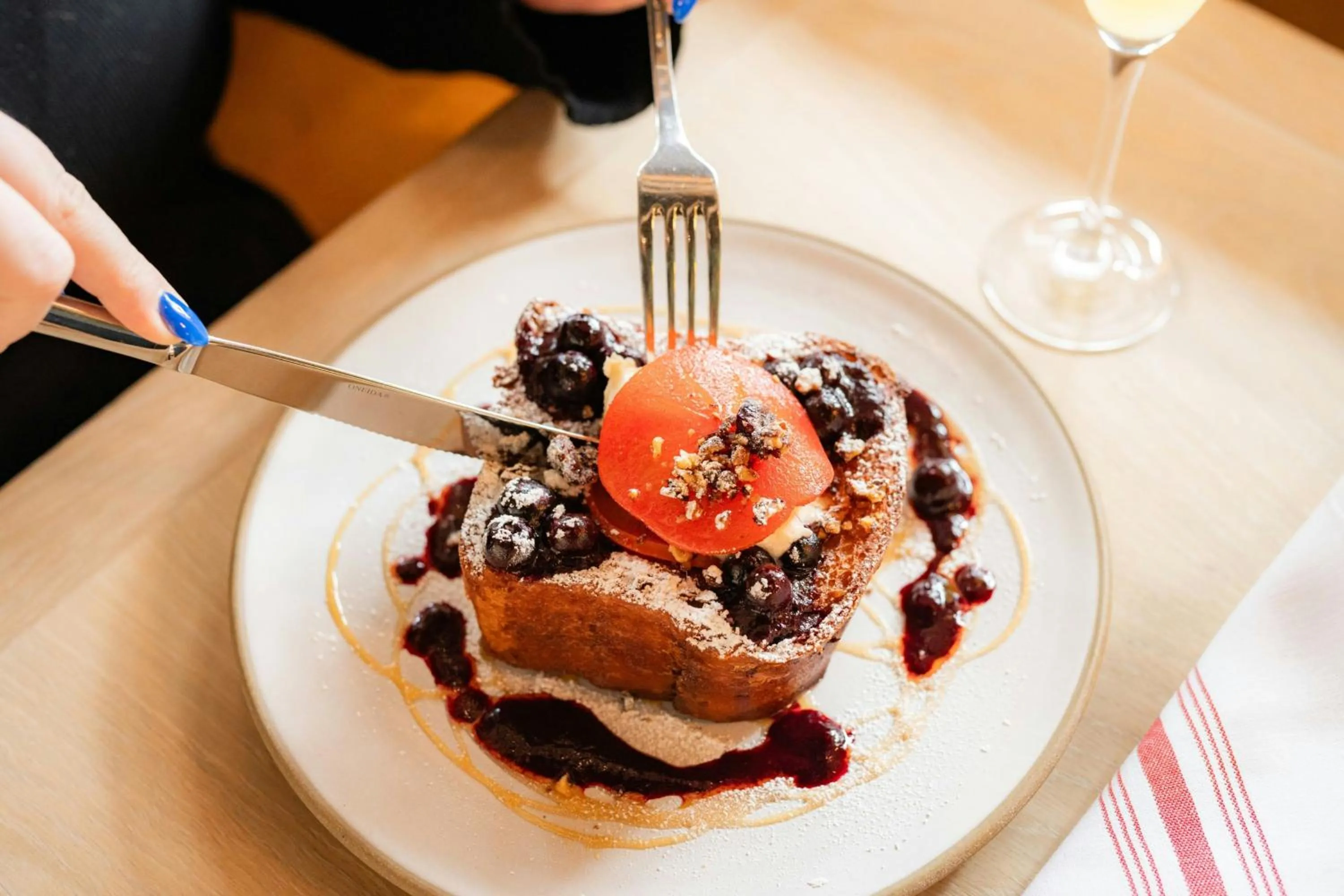 Restaurant/places to eat in W Nashville