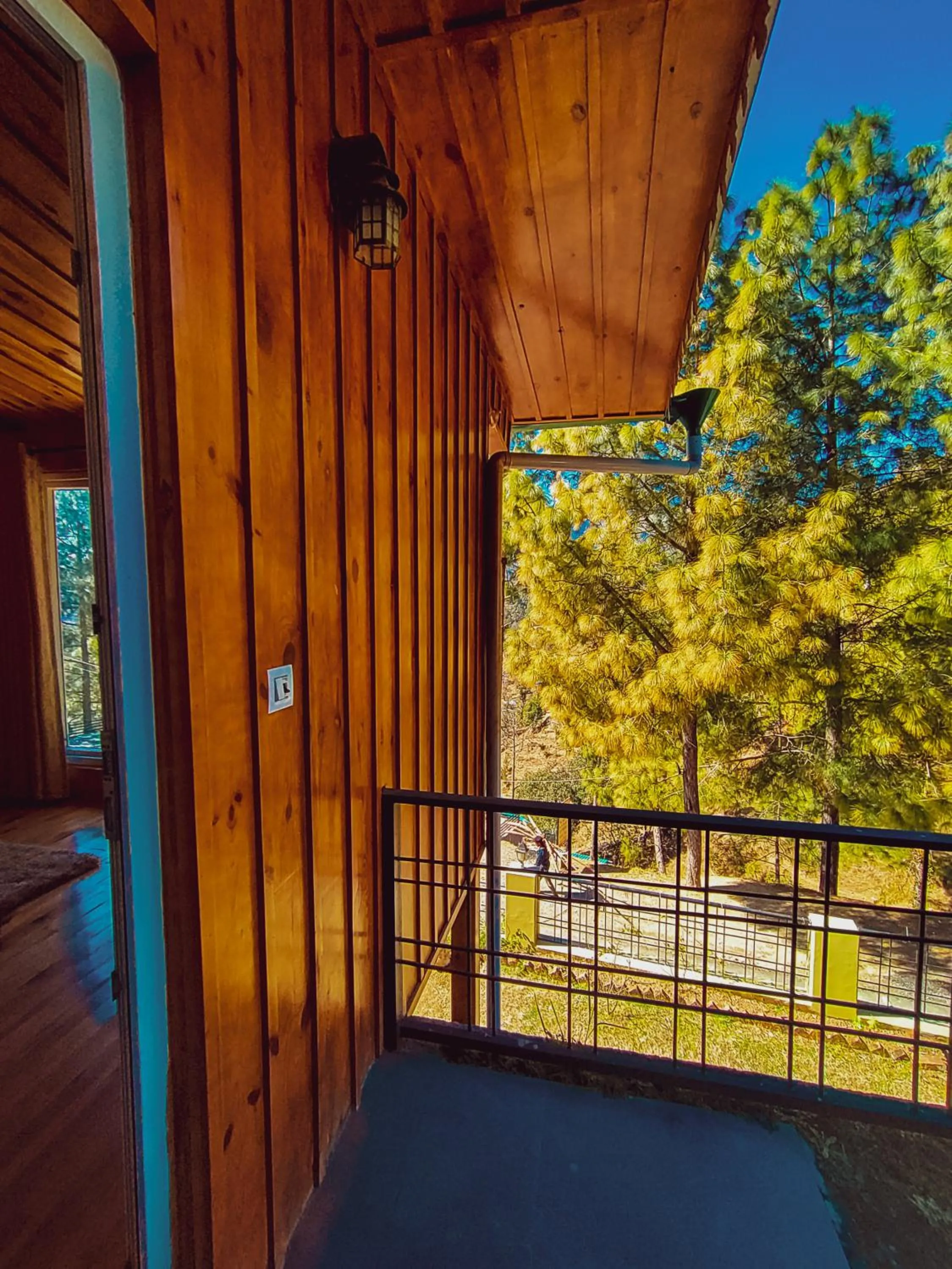 Balcony/Terrace in THEHIMALAYANLIVING WHISTLING PINES