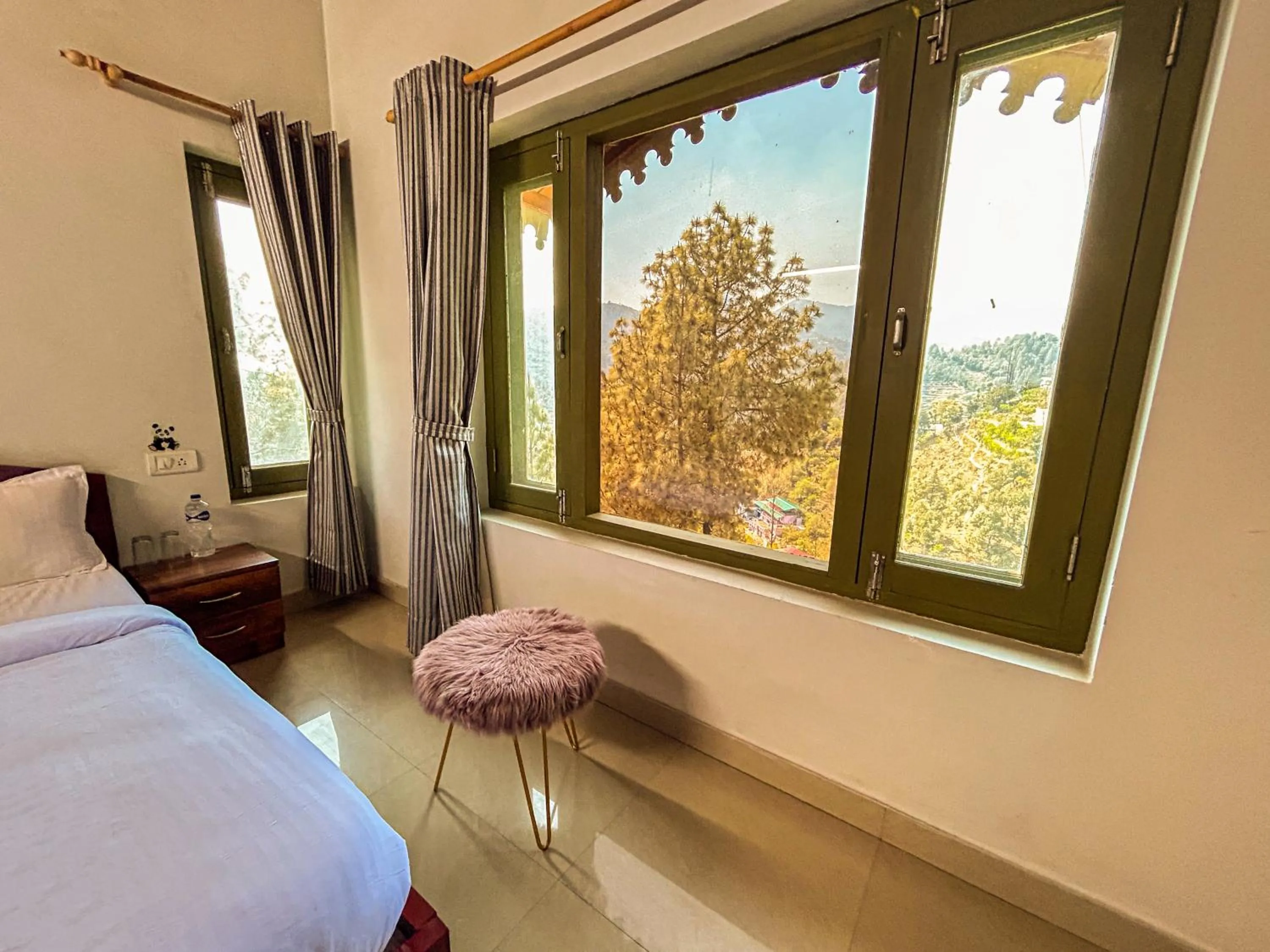 View (from property/room), Bed in THEHIMALAYANLIVING WHISTLING PINES