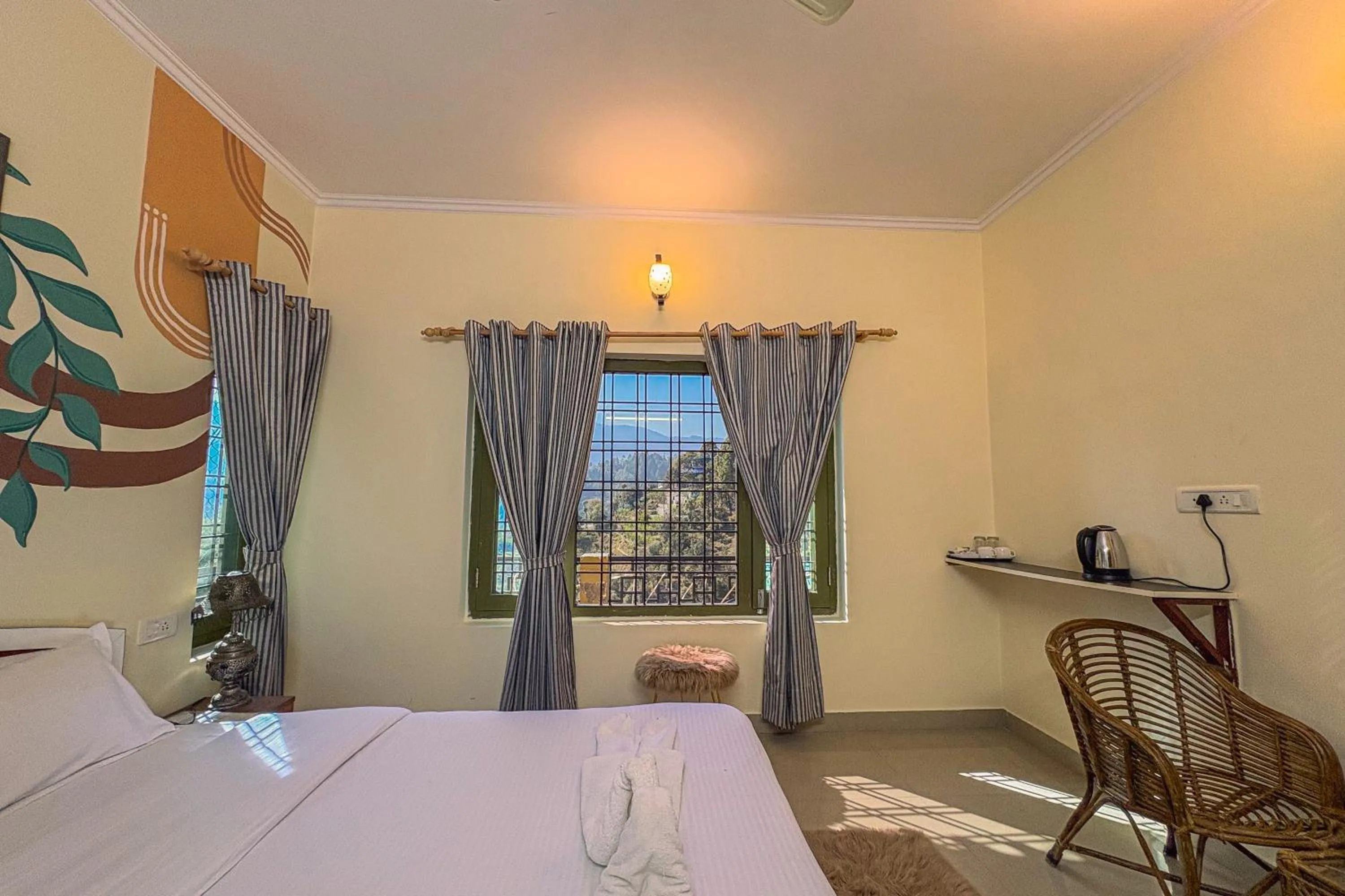 View (from property/room), Bed in THEHIMALAYANLIVING WHISTLING PINES