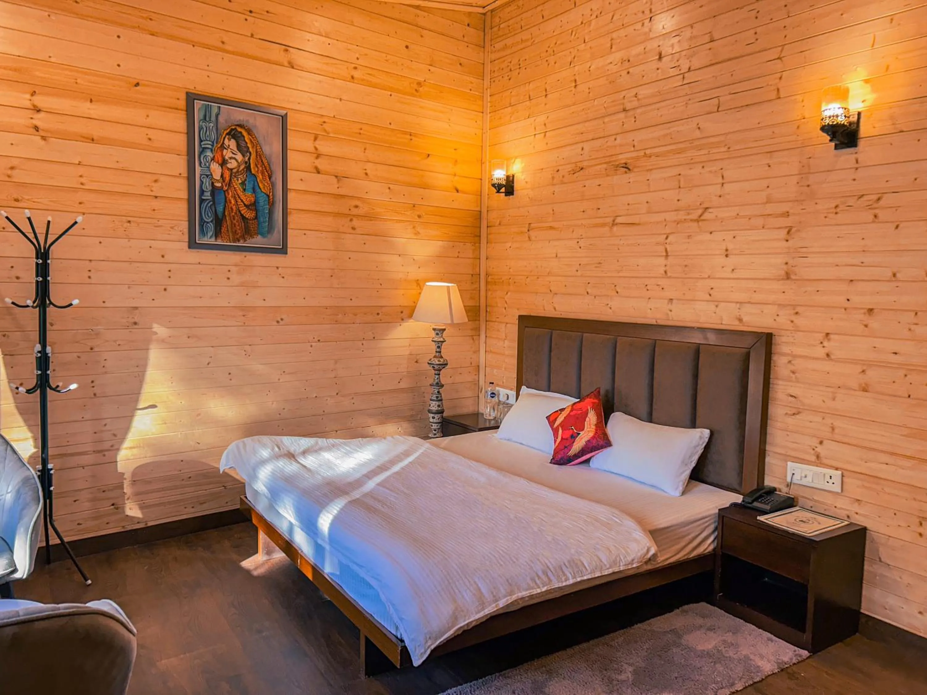 Bed in THEHIMALAYANLIVING WHISTLING PINES