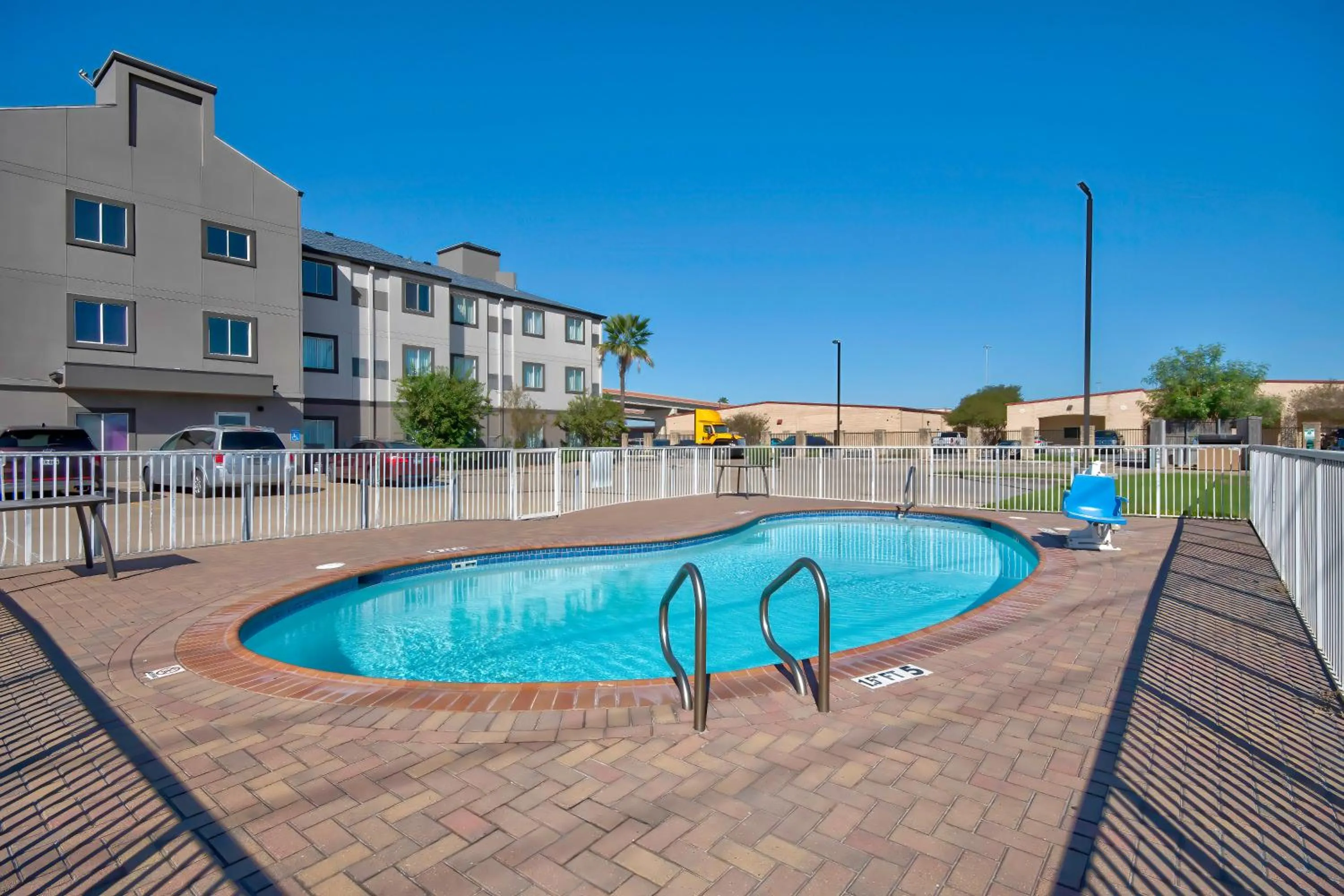 Swimming pool in Motel 6-Harlingen, TX
