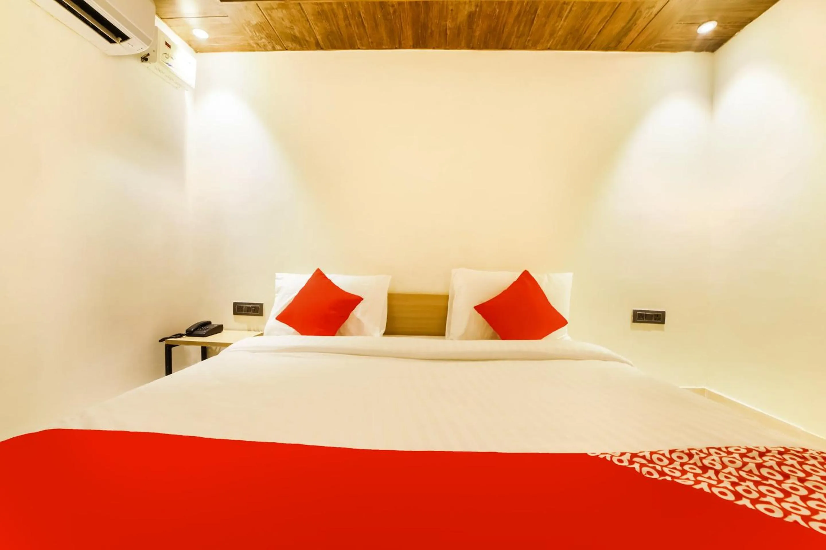 Bedroom, Bed in Hotel O Ashirwad home Near Pitampura