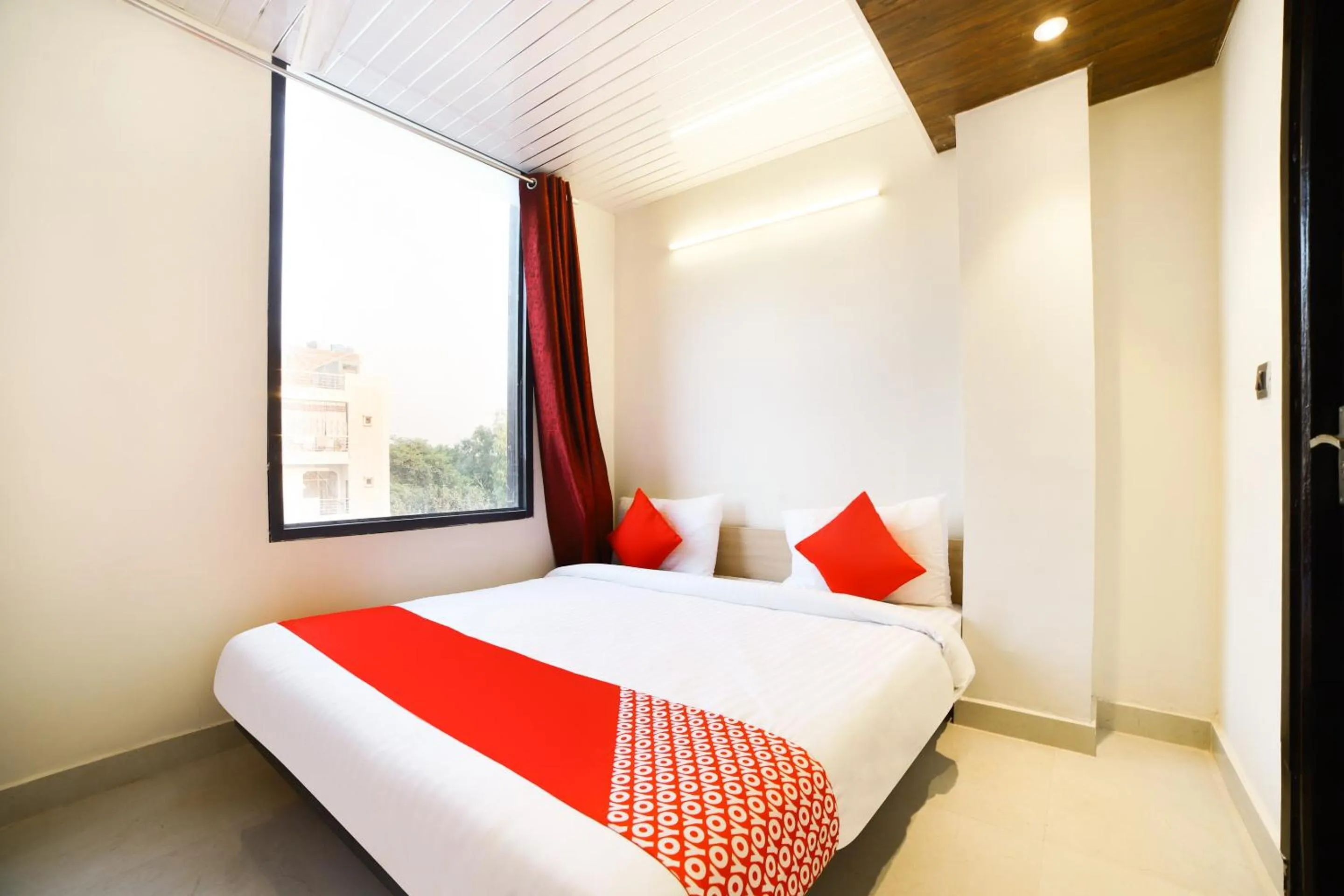 Bedroom, Bed in Hotel O Ashirwad home Near Pitampura