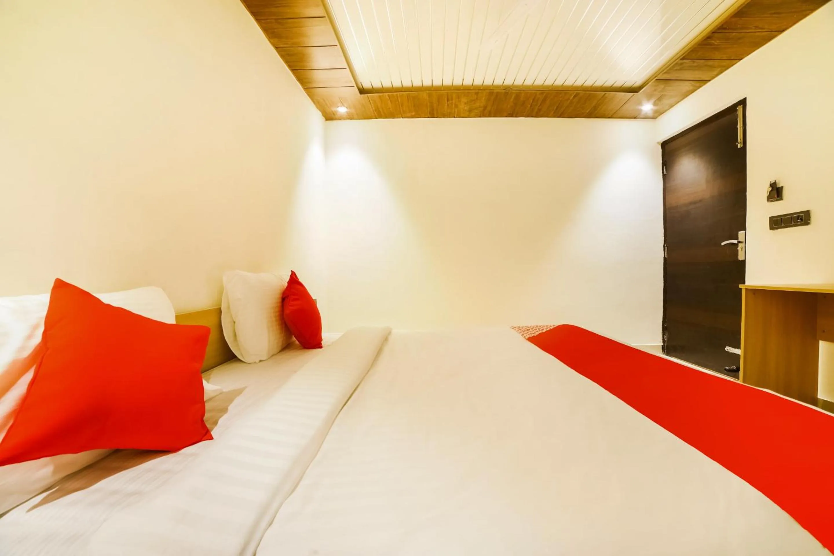 Bedroom, Bed in Hotel O Ashirwad home Near Pitampura