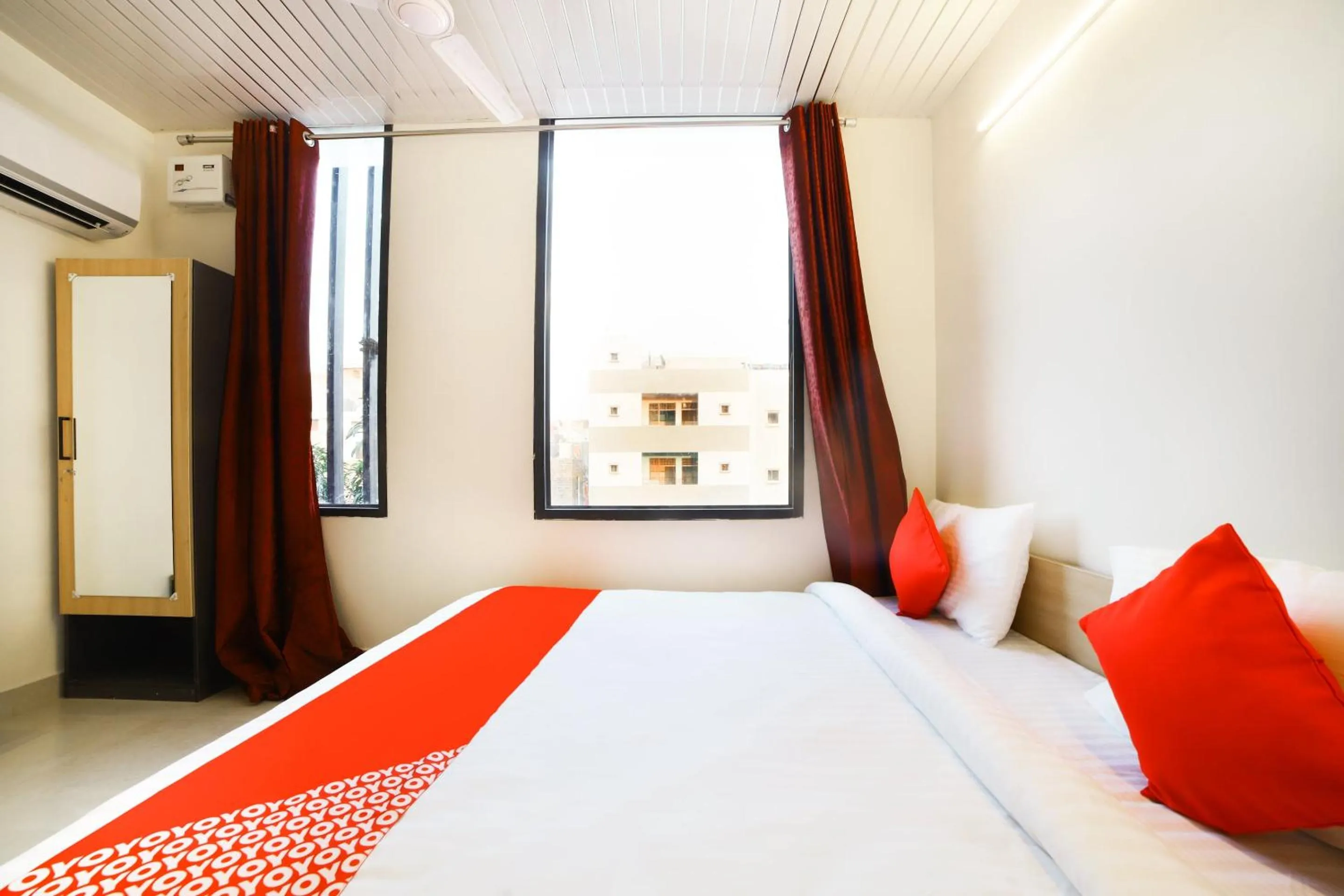 Bedroom, Bed in Hotel O Ashirwad home Near Pitampura