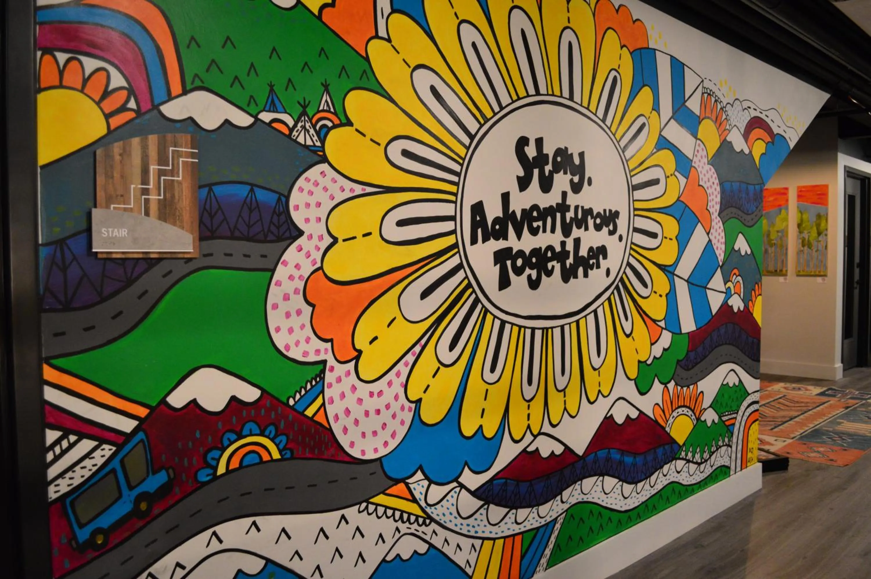 Logo/Certificate/Sign in The Block Hotel & Commons