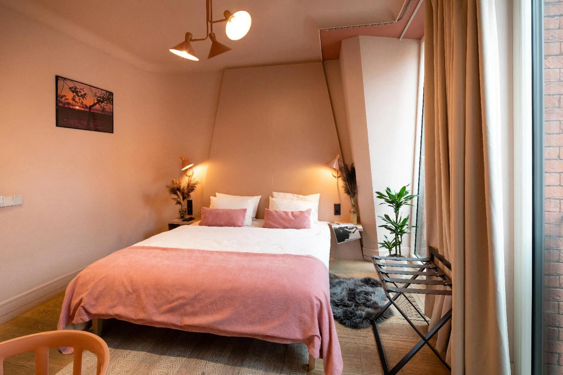 Bed in Redstone Apartments