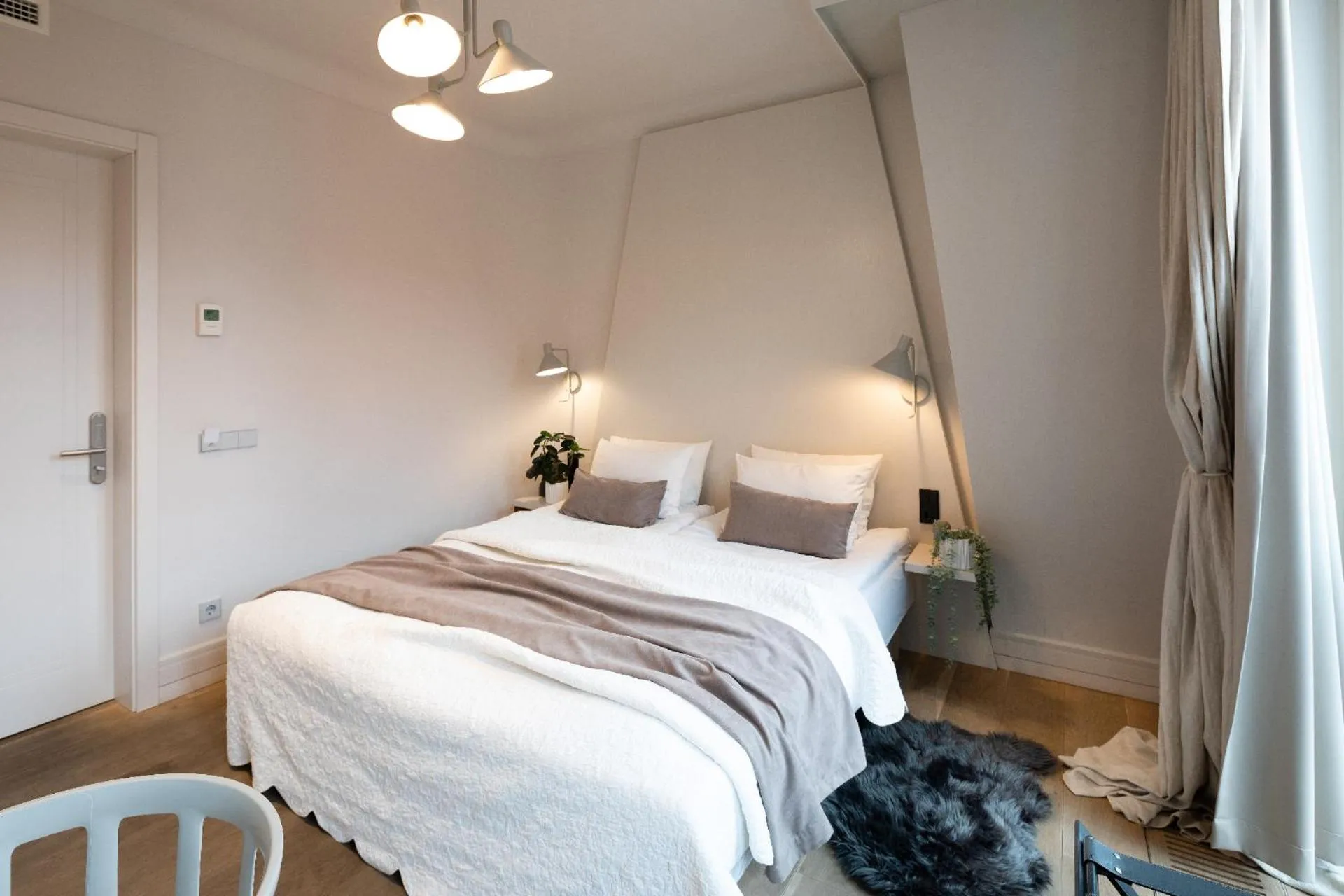 Bed in Redstone Apartments