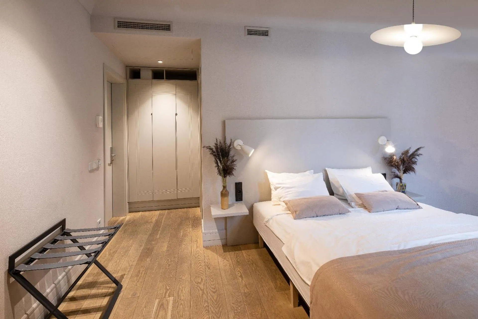 Bed in Redstone Apartments