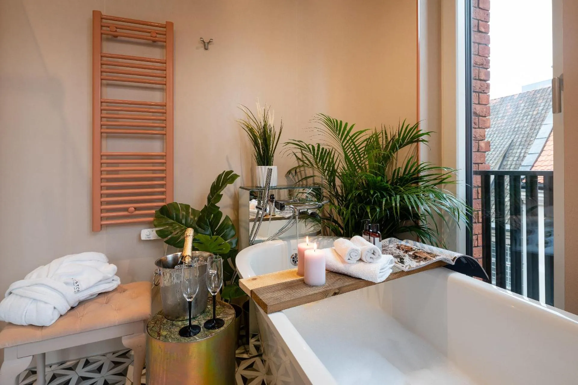 Bathroom in Redstone Apartments